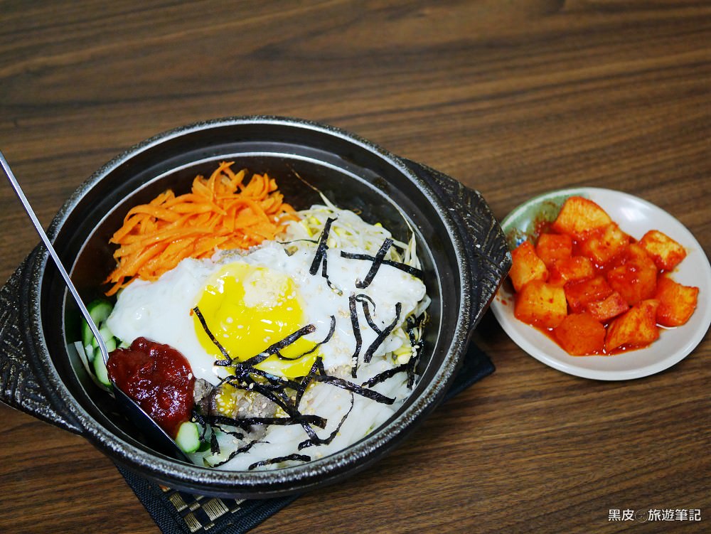 高雄必吃美食。韓福香│道地的韓式料裡，韓國泡菜推薦，連藝人都大力推薦的高雄美食餐廳