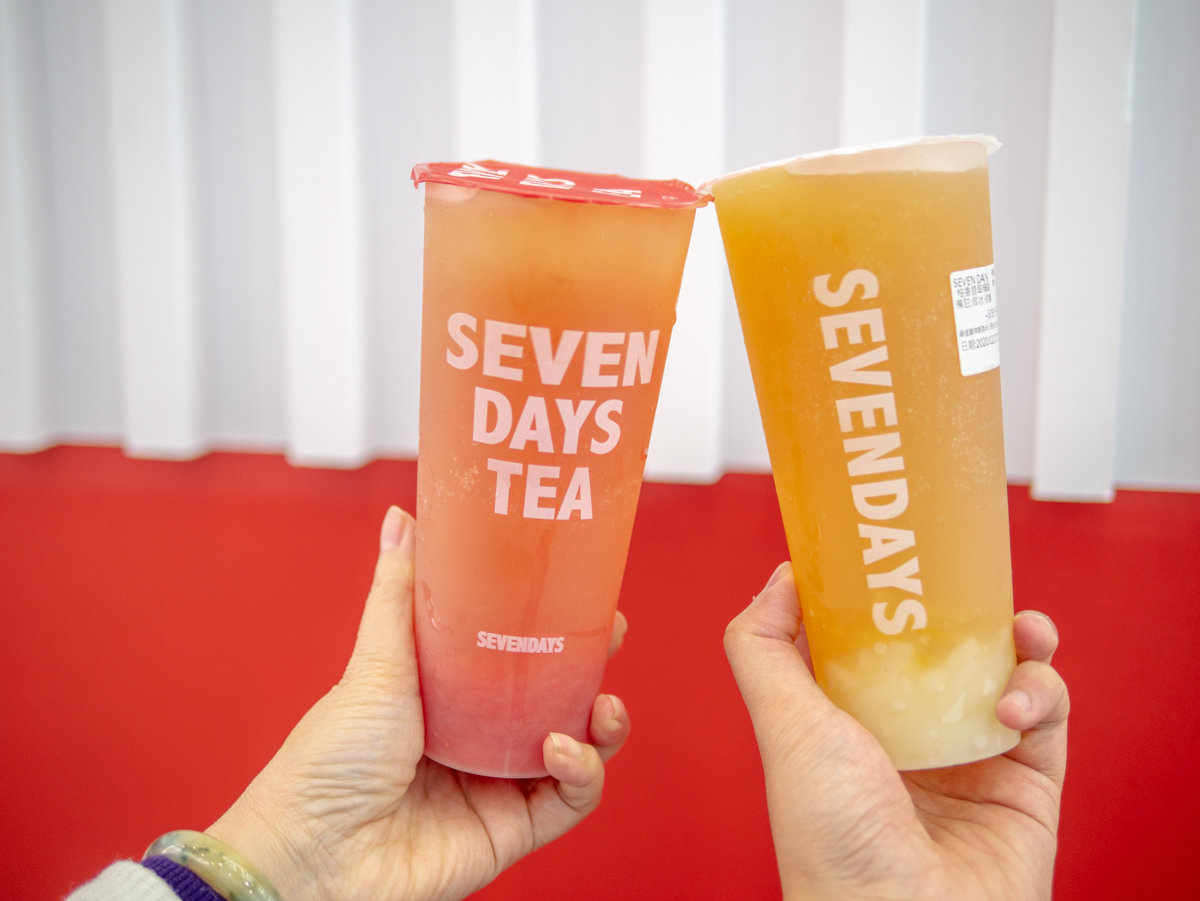 台北飲料店『Seven Days』。捷運中山美食，新開幕，純白貨櫃屋網美手搖飲