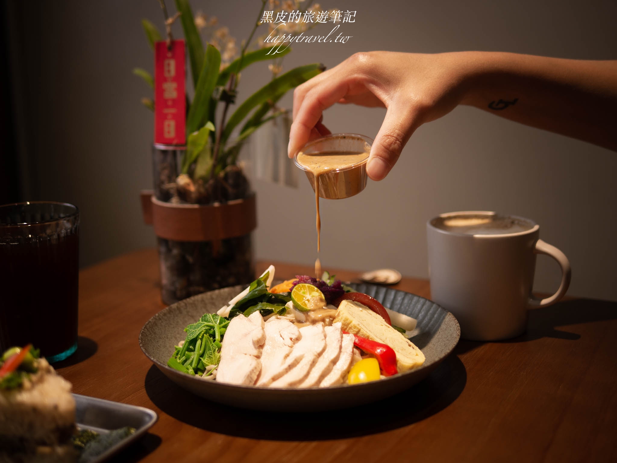 南投美食。喜啵餐室｜全新日式小食堂，色彩繽紛的清爽涼麵還有份量十足的日式飯糰