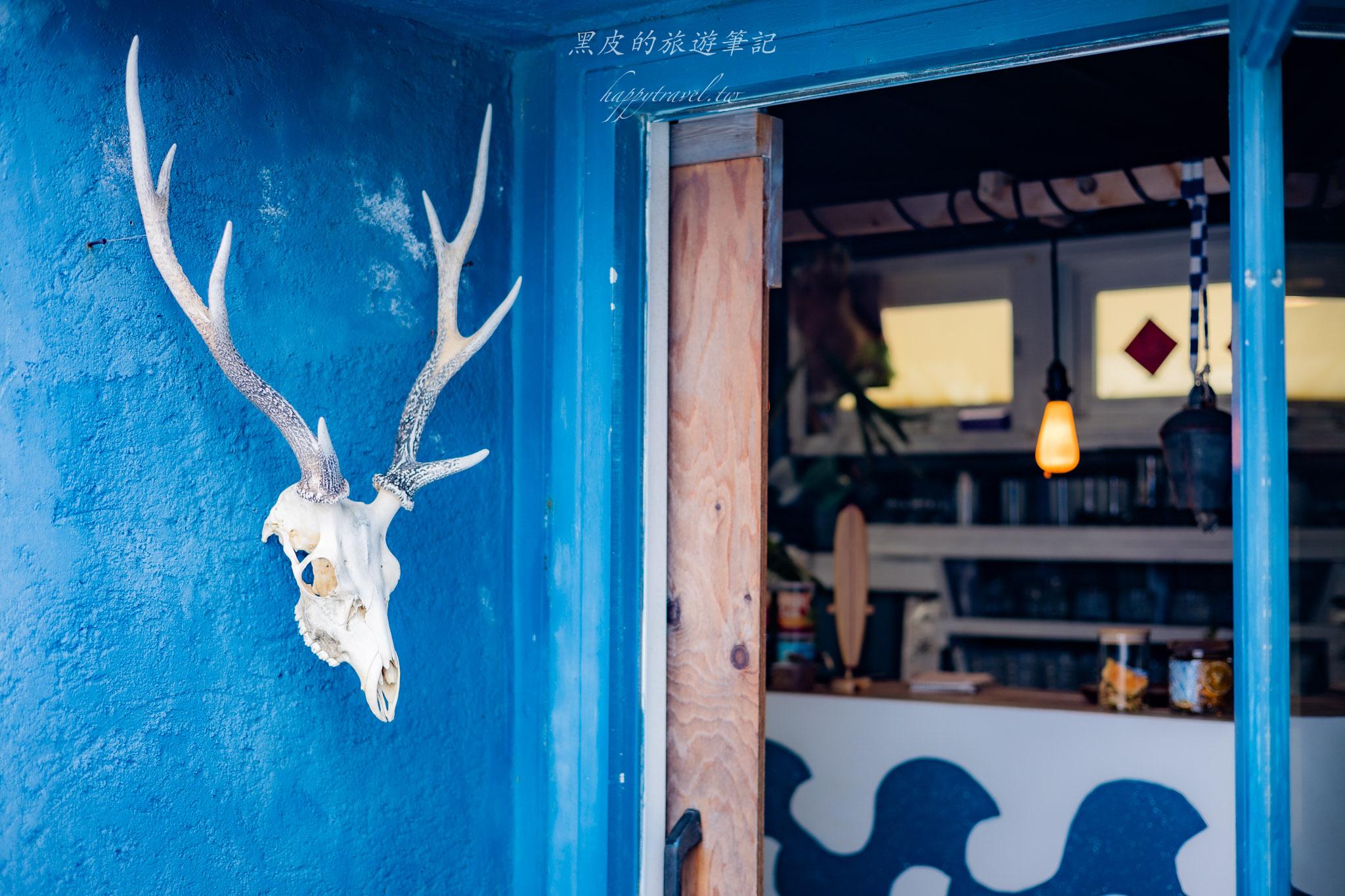 追浪咖啡 Catch wave｜台版小希臘，最偏僻的鄉鎮中隱藏著最夢幻的咖啡廳，絕美的大海景緻給旅人愜意的氛圍。恆春咖啡廳