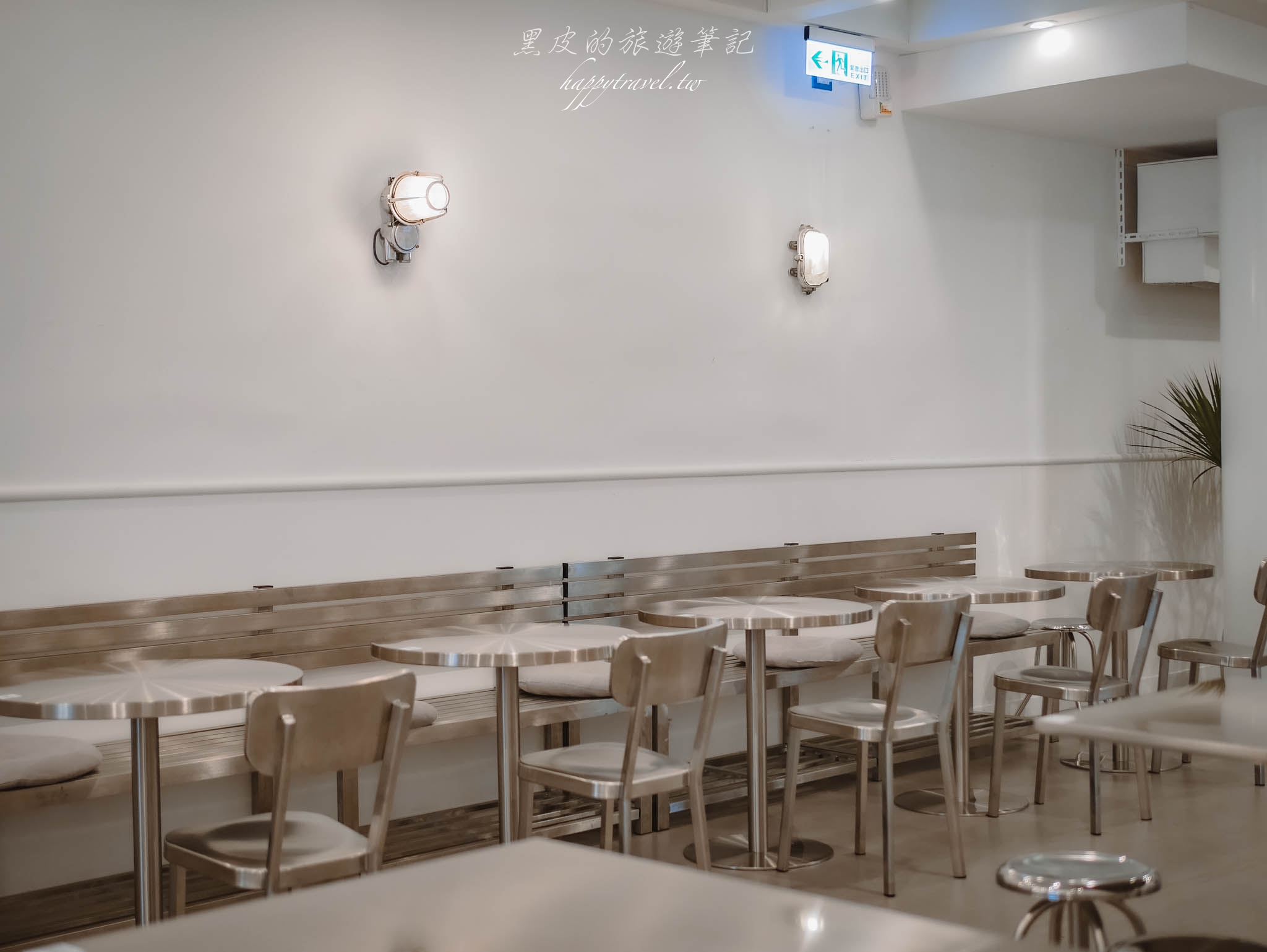 台南美食。哞麻 MUMA 溫體牛肉湯/火鍋｜全台最時尚的台南牛肉湯，金屬冷色系的風格宛如走進韓國網美咖啡廳