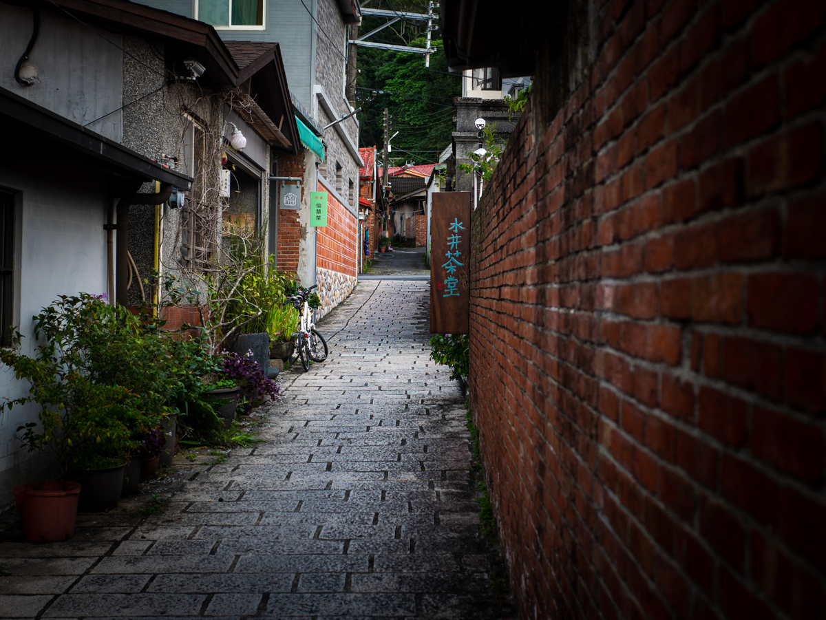 新竹景點。北埔老街｜台灣古蹟密度最高的老街，少見的聚落型文化建築 @黑皮的旅遊筆記