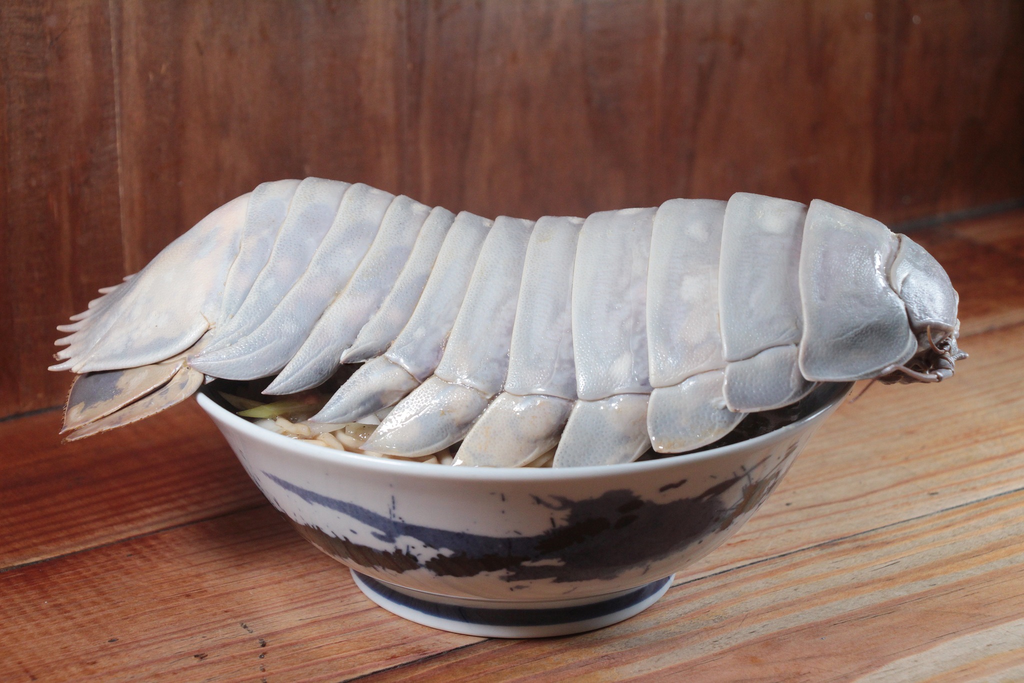 台北美食。拉麵公子｜時下最具話題性的『大王具足蟲』拉麵，一碗1480，有膽來挑戰嗎？