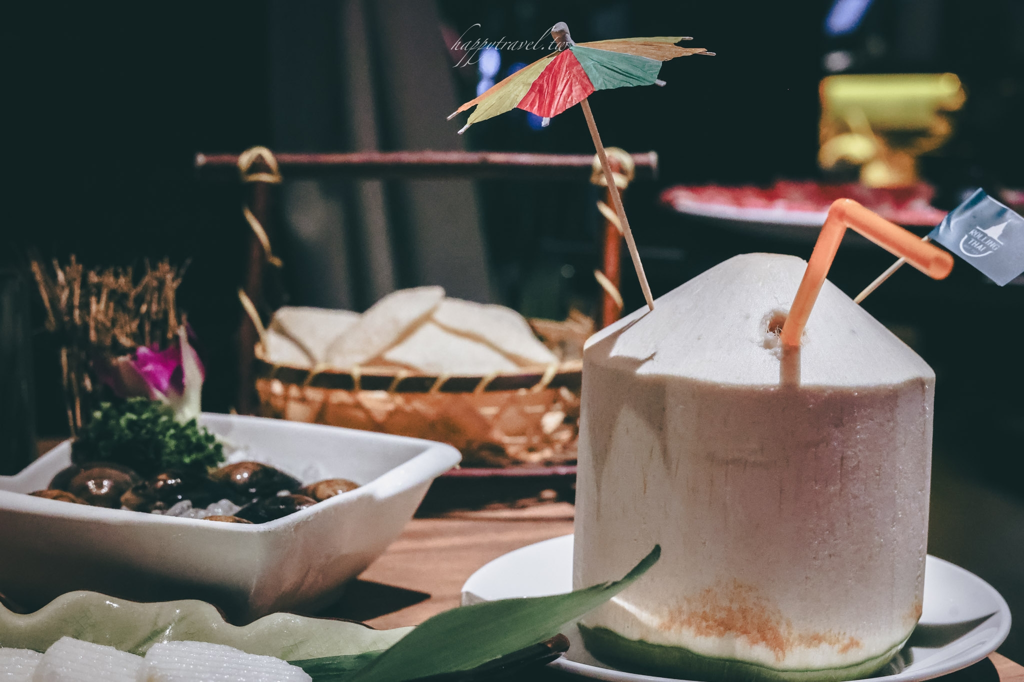 台中美食。泰滾Rolling Thai｜激推的泰式火鍋，目前推出當月壽星幾歲就送幾隻鮮美的藍鑽蝦，台中火鍋推薦