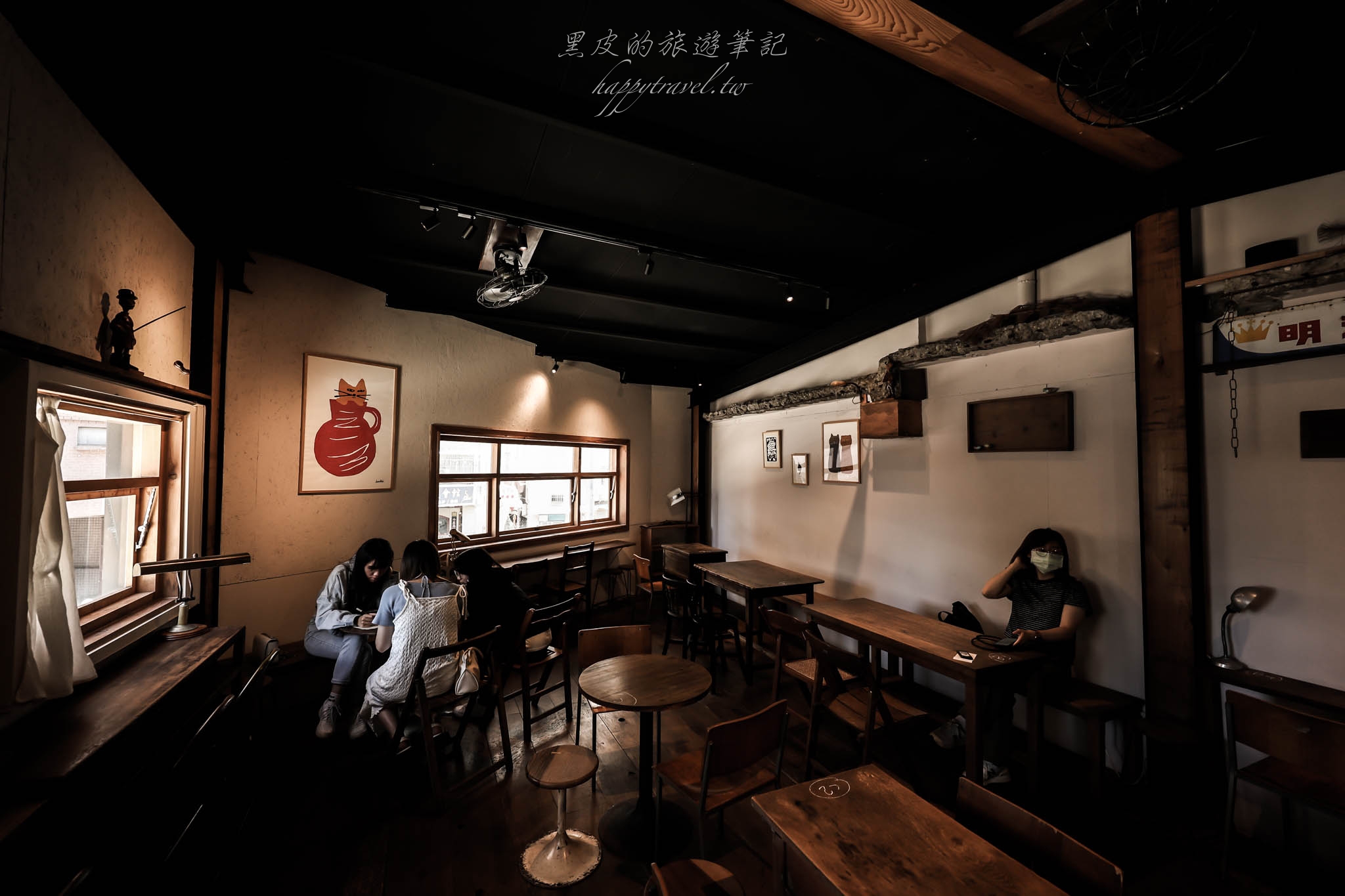 高雄美食。二雄｜融合哆啦A夢元素的日式文青咖啡廳，懷舊的昭和氣息真的好迷人，高雄咖啡廳/高雄前金美食