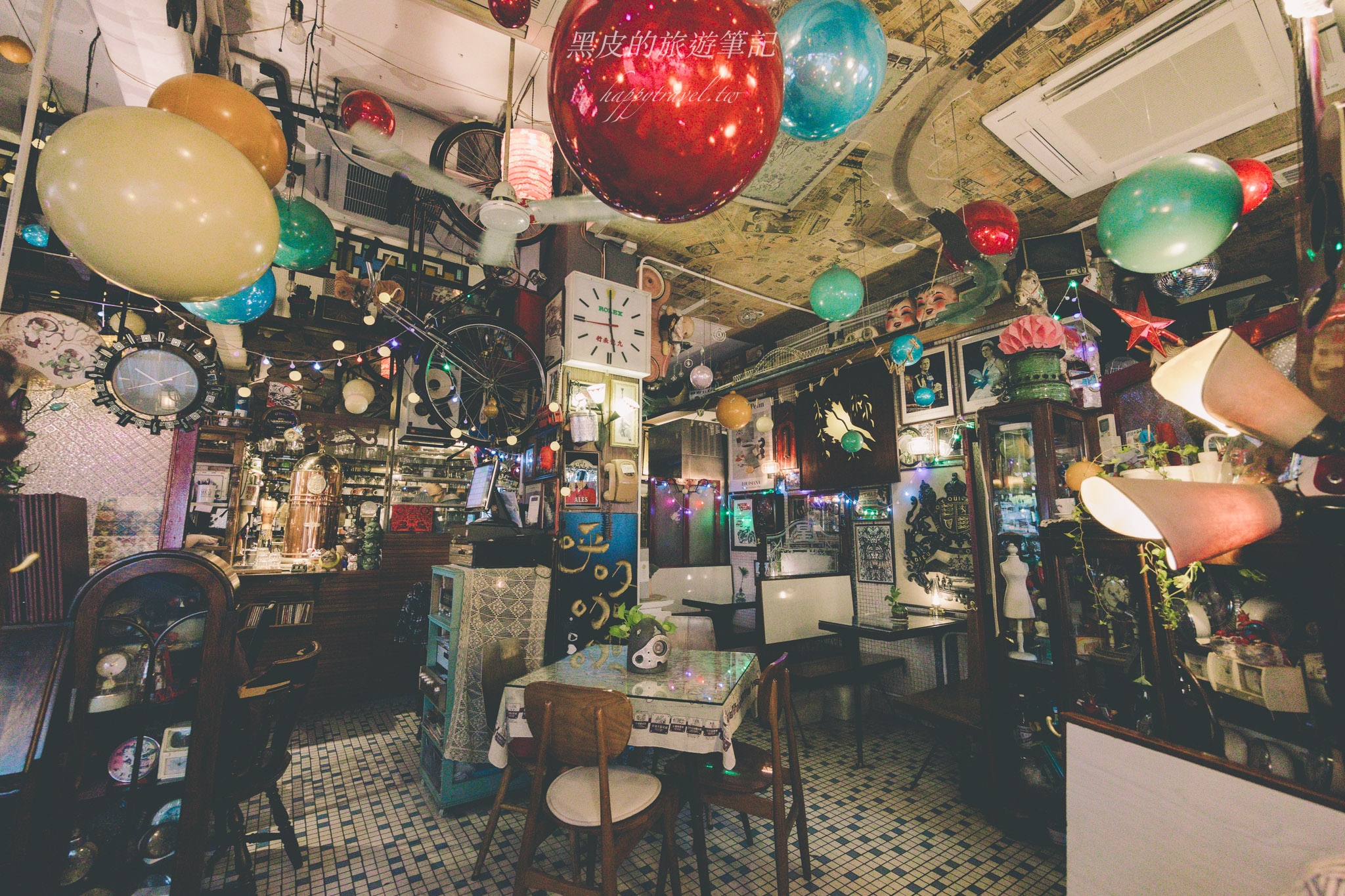 香港土瓜灣咖啡廳【呼吸星球】超過半世紀的古典懷舊氣息咖啡廳，在忙的生活也要好好深呼吸