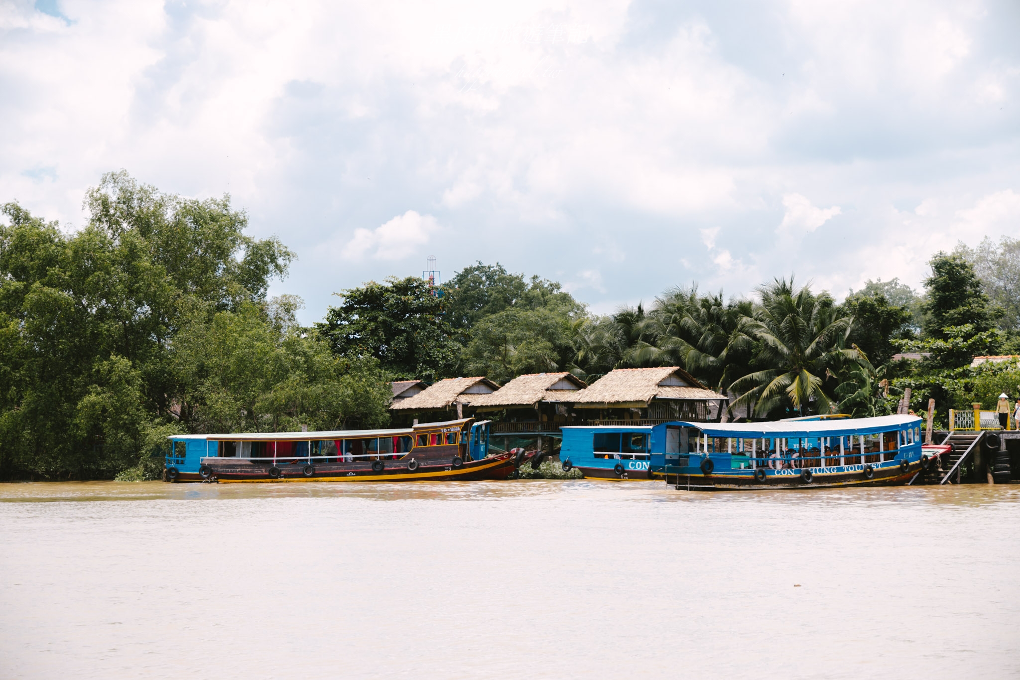 湄公河美食餐廳 『khu du lich con phung ben tre – Con Phung』體驗釣鱷魚還有品味傳說站立的魚