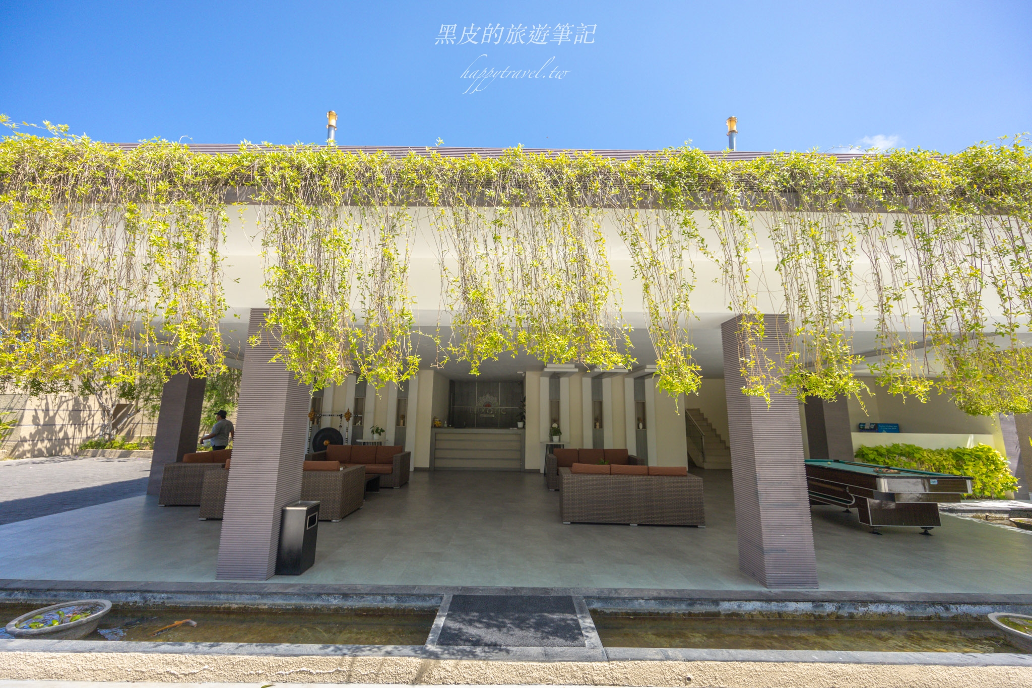 Luxotic Private Villa & Resort｜峇里島Villa推薦，一打開房門就可以跳水游泳