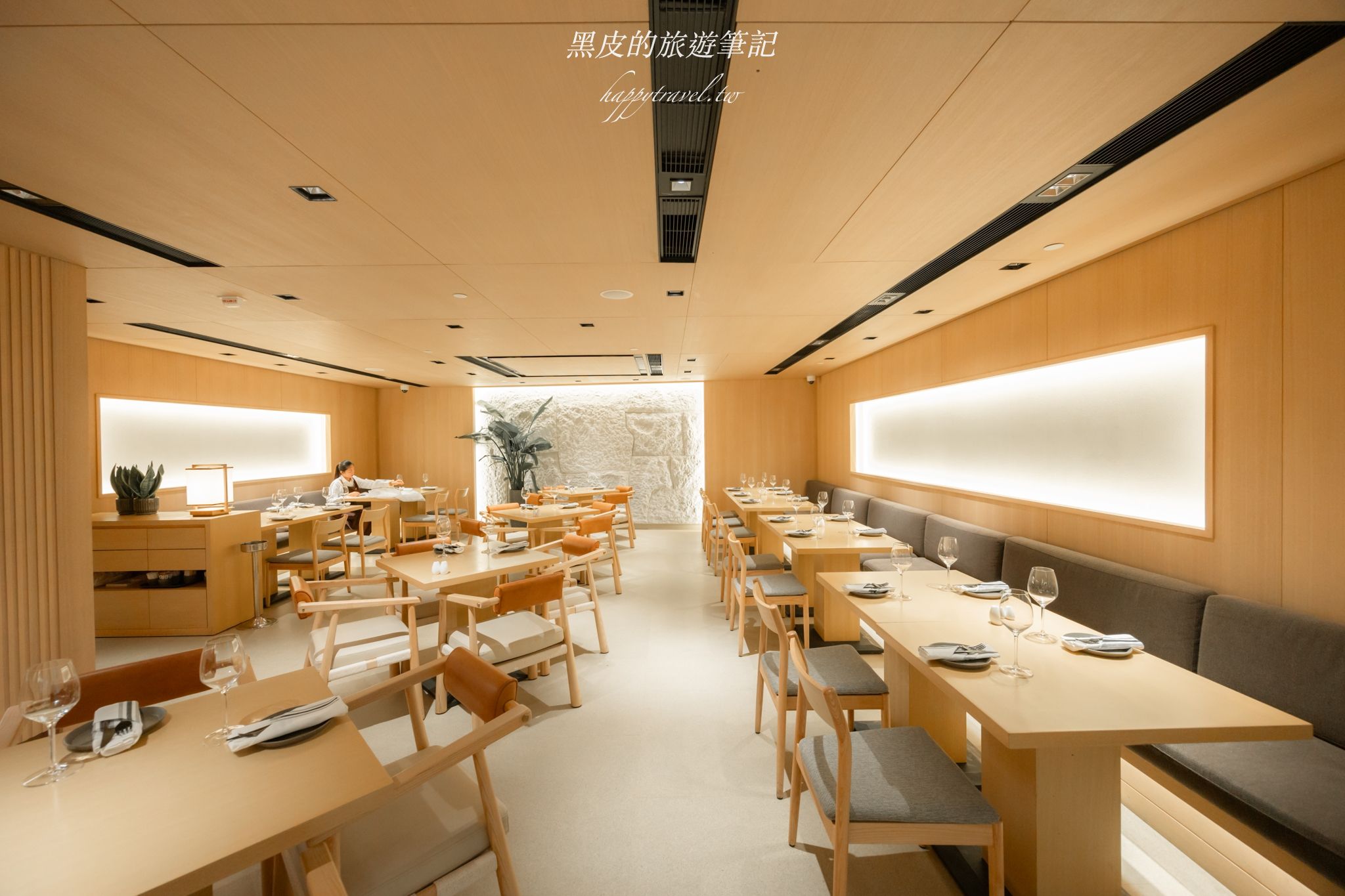 香港明怡美憬閣精選酒店（AKI Hong Kong – MGallery）｜一覽百萬夜景的香港酒店，不管白天還是晚上都非常浪漫