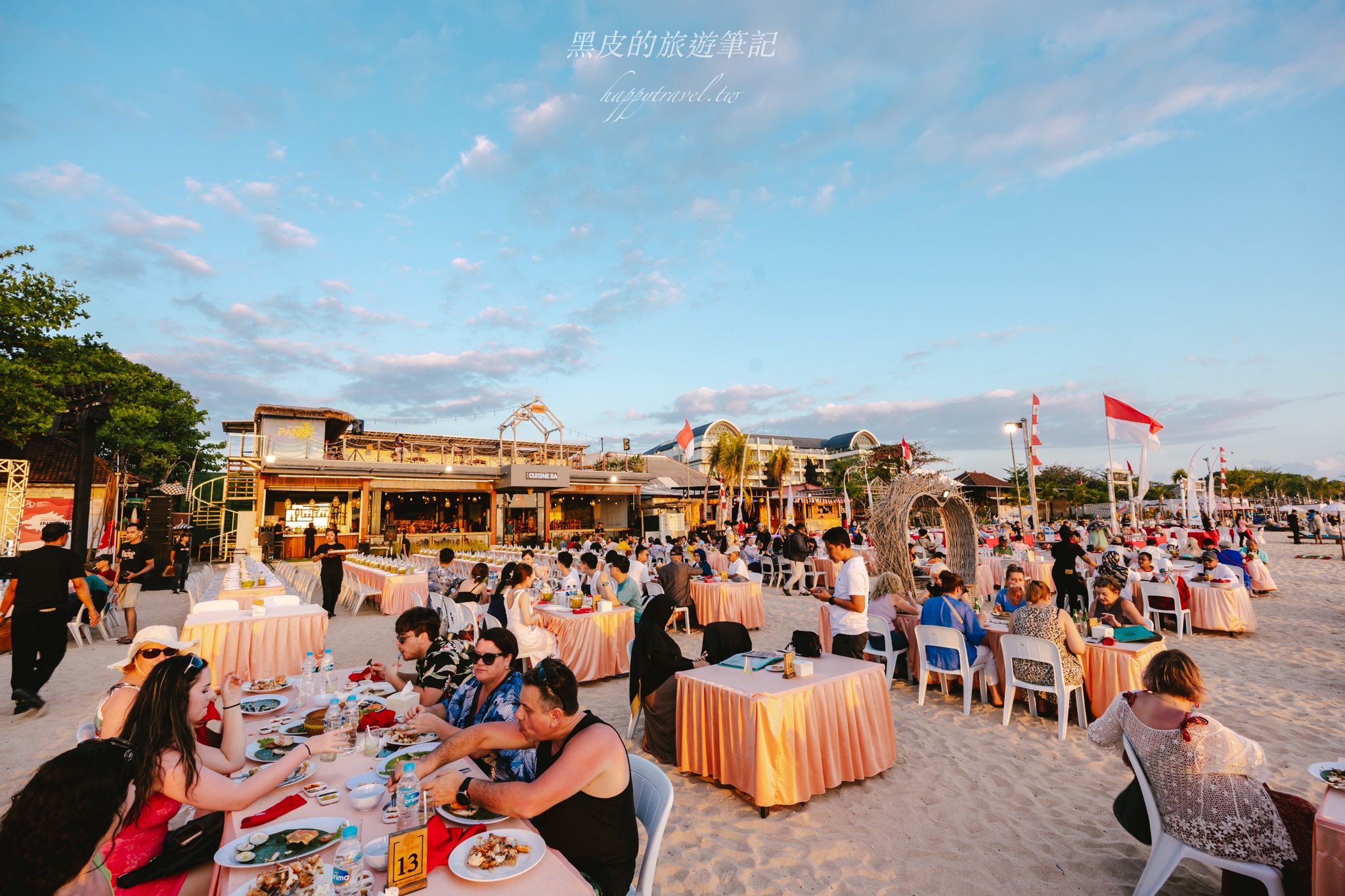 峇里島金巴蘭【The Cuisine Bali】最美夕陽沙灘燭光晚餐，此生一定要安排來一次