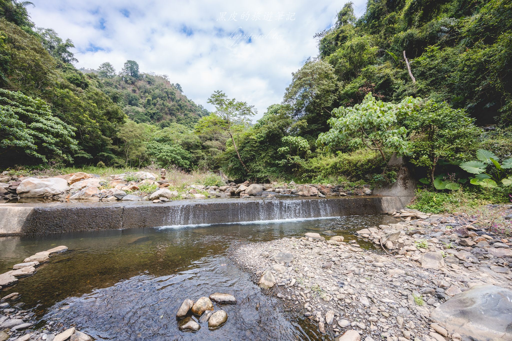 頭社水路橋｜日治昭和時期遺留下的遺跡，鬼斧神工的叢林秘境。水里景點