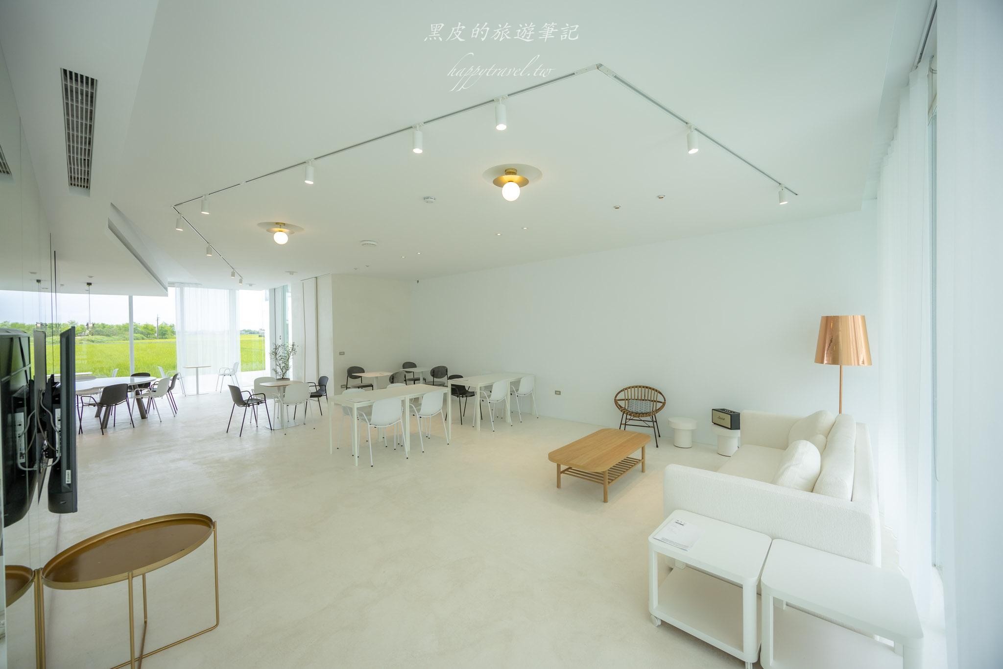 露絲·白Café小住宿｜小國生活系列全新咖啡廳，融合了純白韓系與北歐溫潤的設計