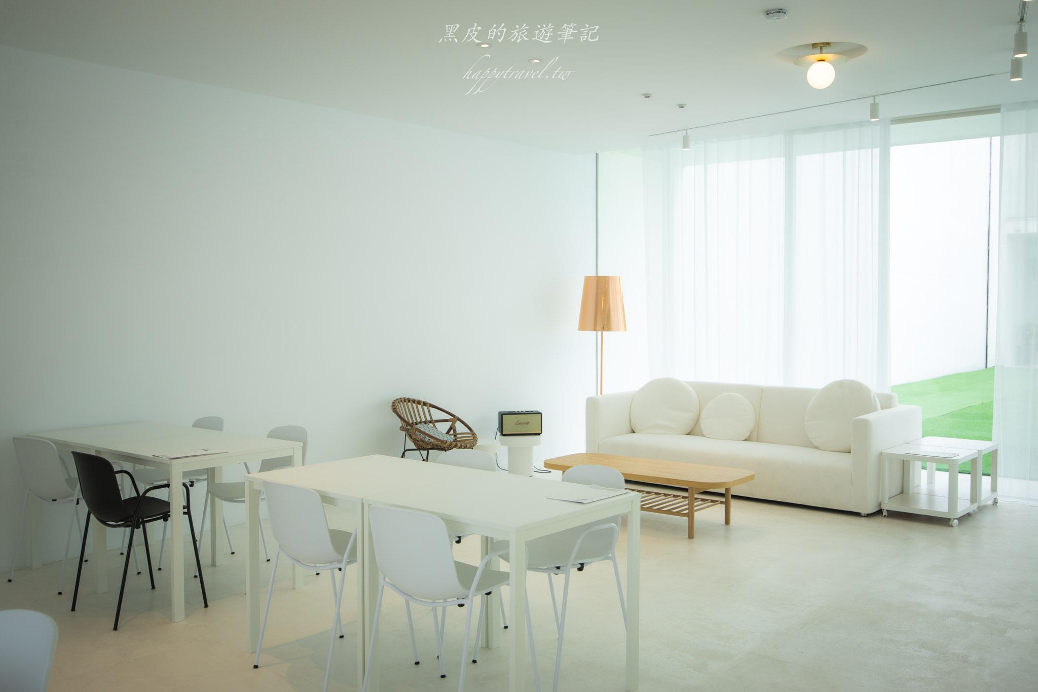 露絲·白Café小住宿｜小國生活系列全新咖啡廳，融合了純白韓系與北歐溫潤的設計