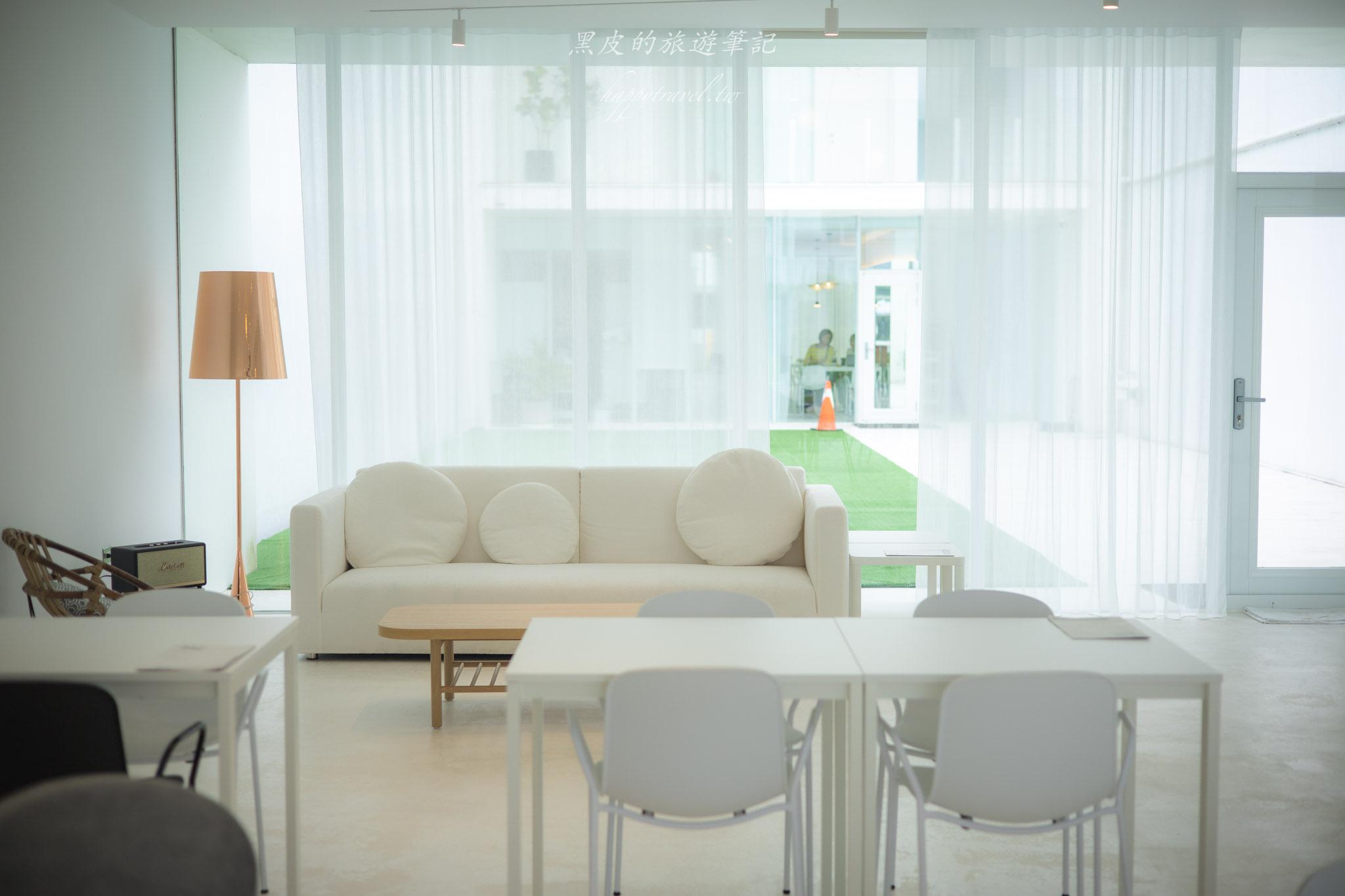 露絲·白Café小住宿｜小國生活系列全新咖啡廳，融合了純白韓系與北歐溫潤的設計
