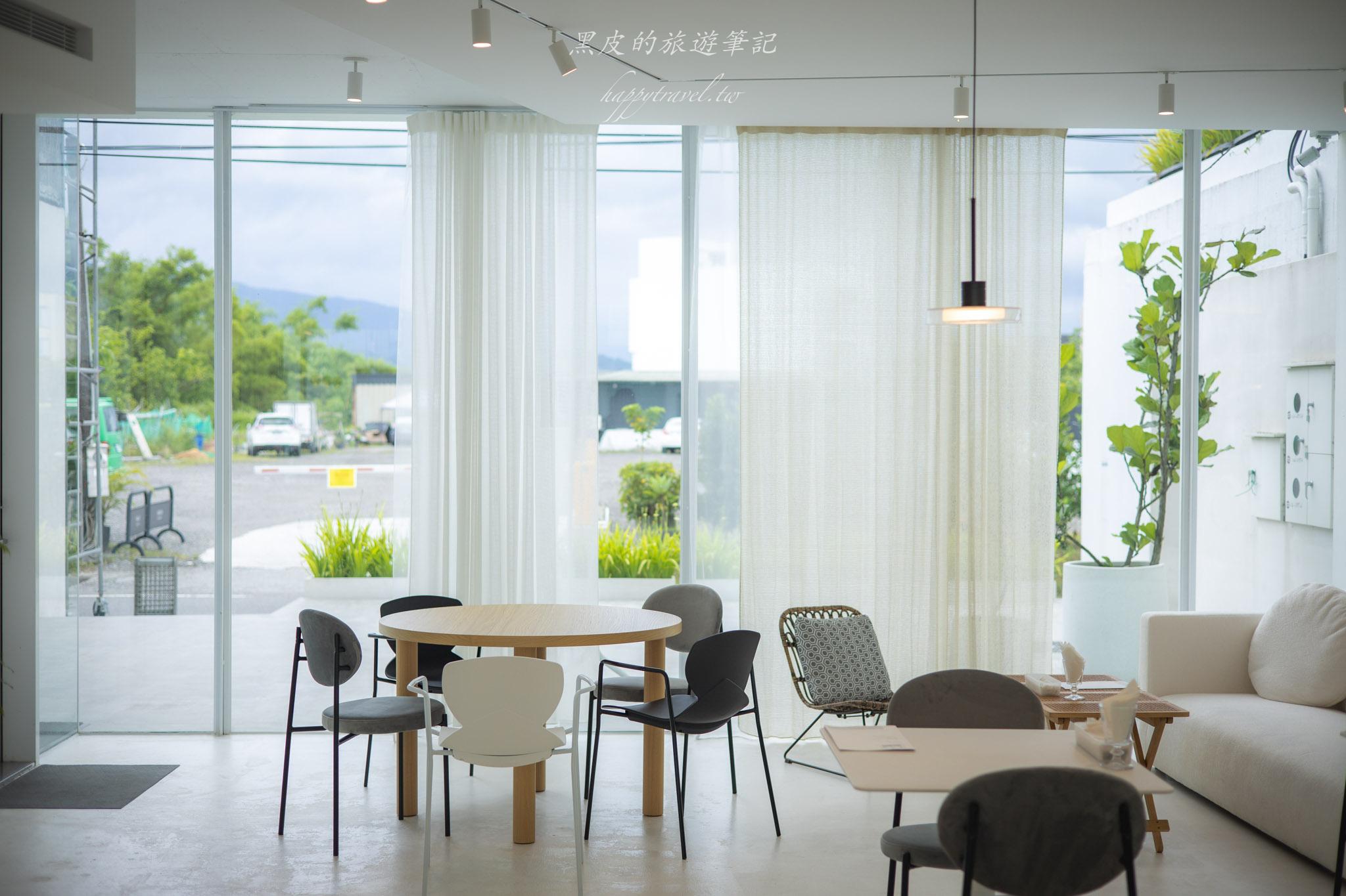 露絲·白Café小住宿｜小國生活系列全新咖啡廳，融合了純白韓系與北歐溫潤的設計