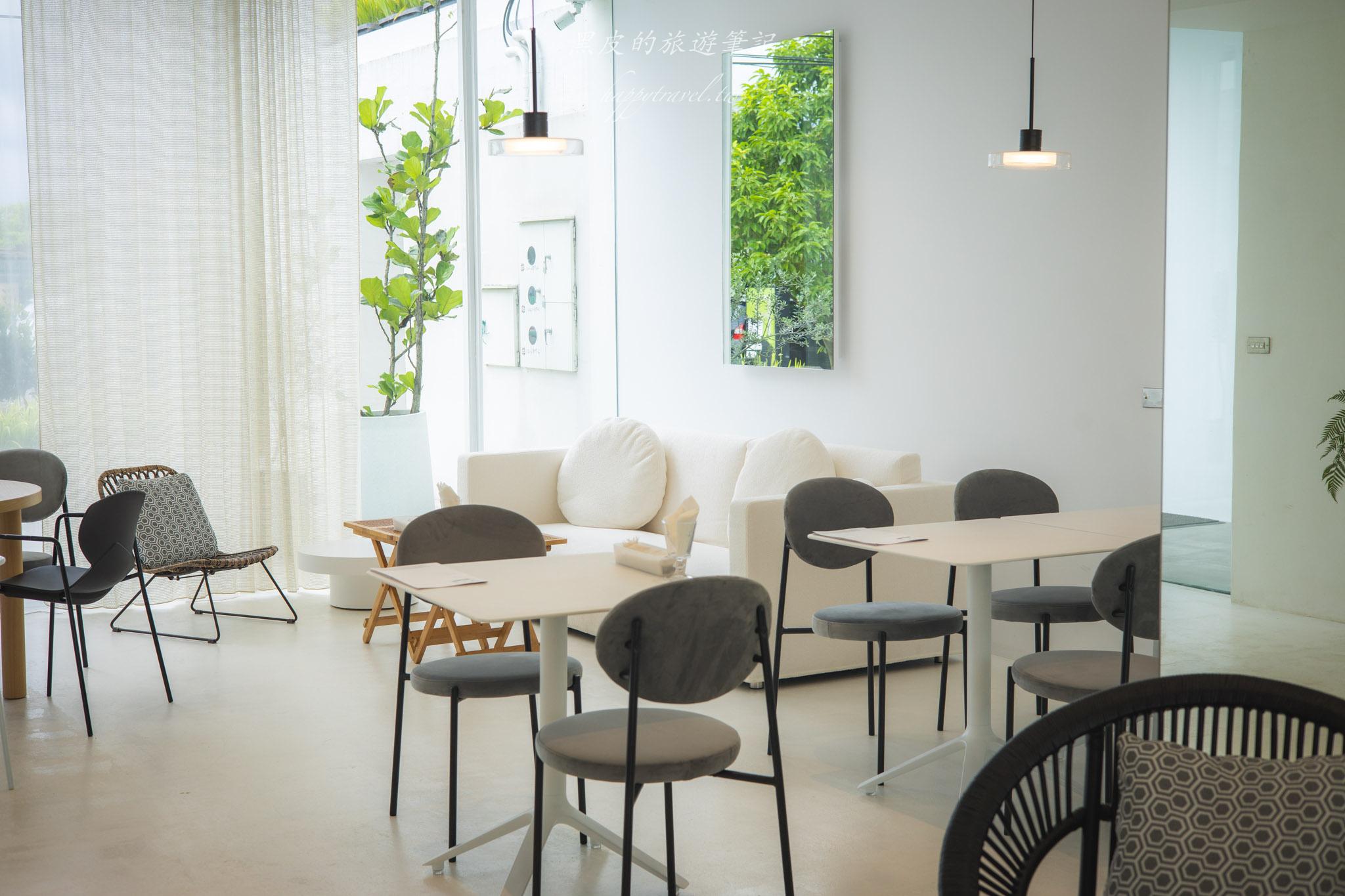 露絲·白Café小住宿｜小國生活系列全新咖啡廳，融合了純白韓系與北歐溫潤的設計