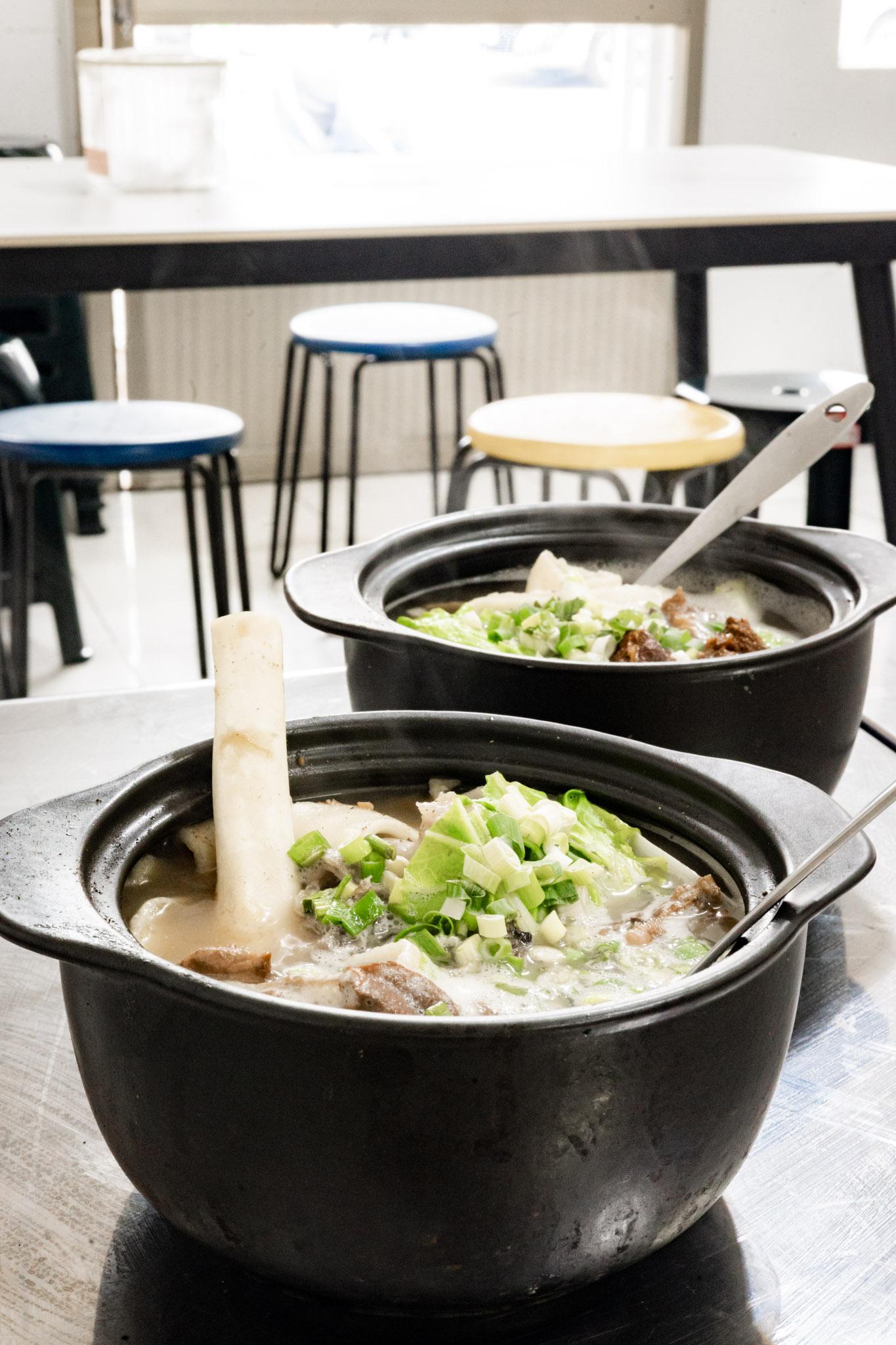 老傳長砂鍋手工牛羊肉麵|隱藏在台東知本溫泉區的味覺傳奇 16 老傳長砂鍋手工牛羊肉麵|隱藏在台東知本溫泉區的味覺傳奇