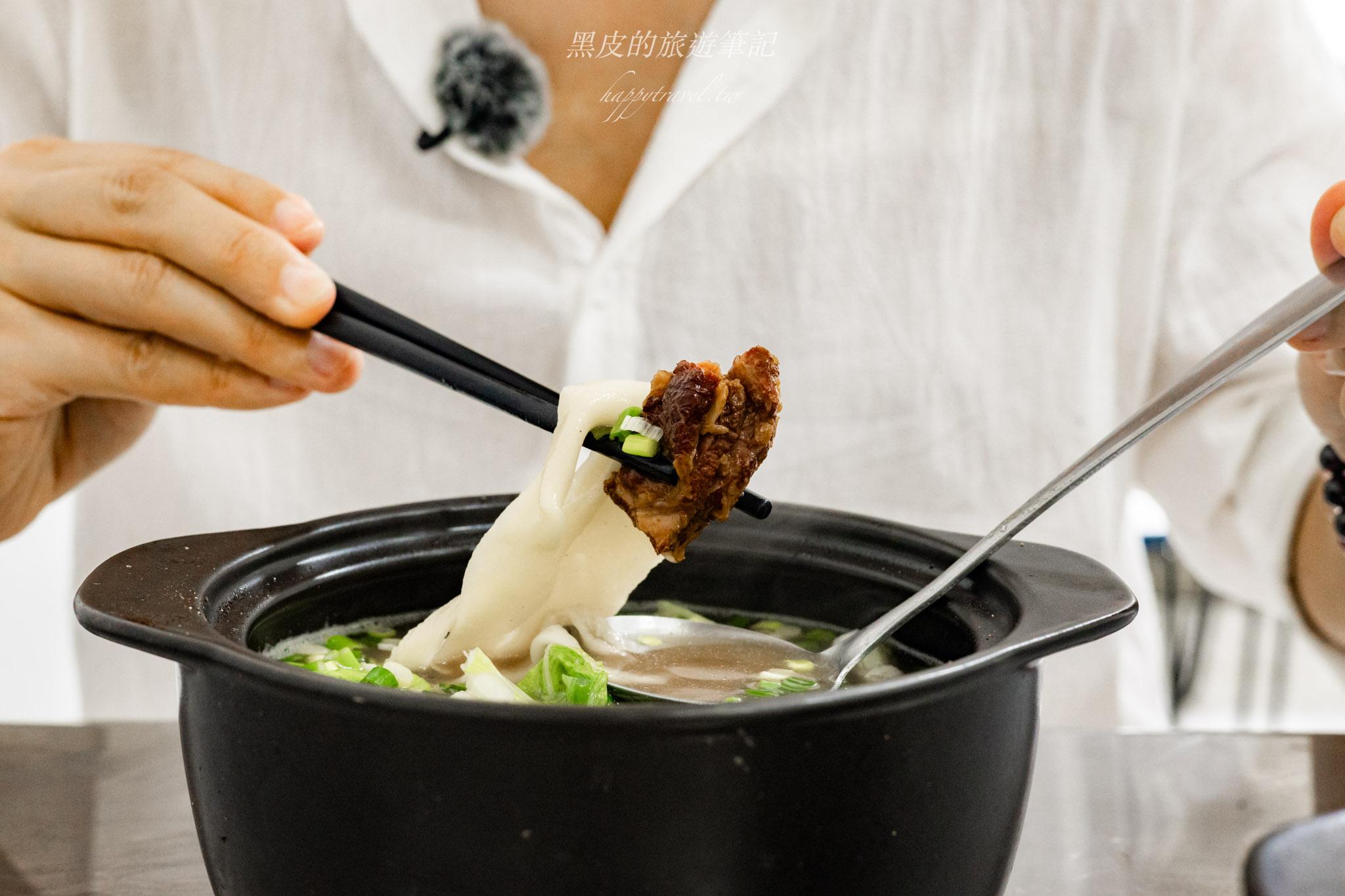 老傳長砂鍋手工牛羊肉麵|隱藏在台東知本溫泉區的味覺傳奇 28 老傳長砂鍋手工牛羊肉麵|隱藏在台東知本溫泉區的味覺傳奇