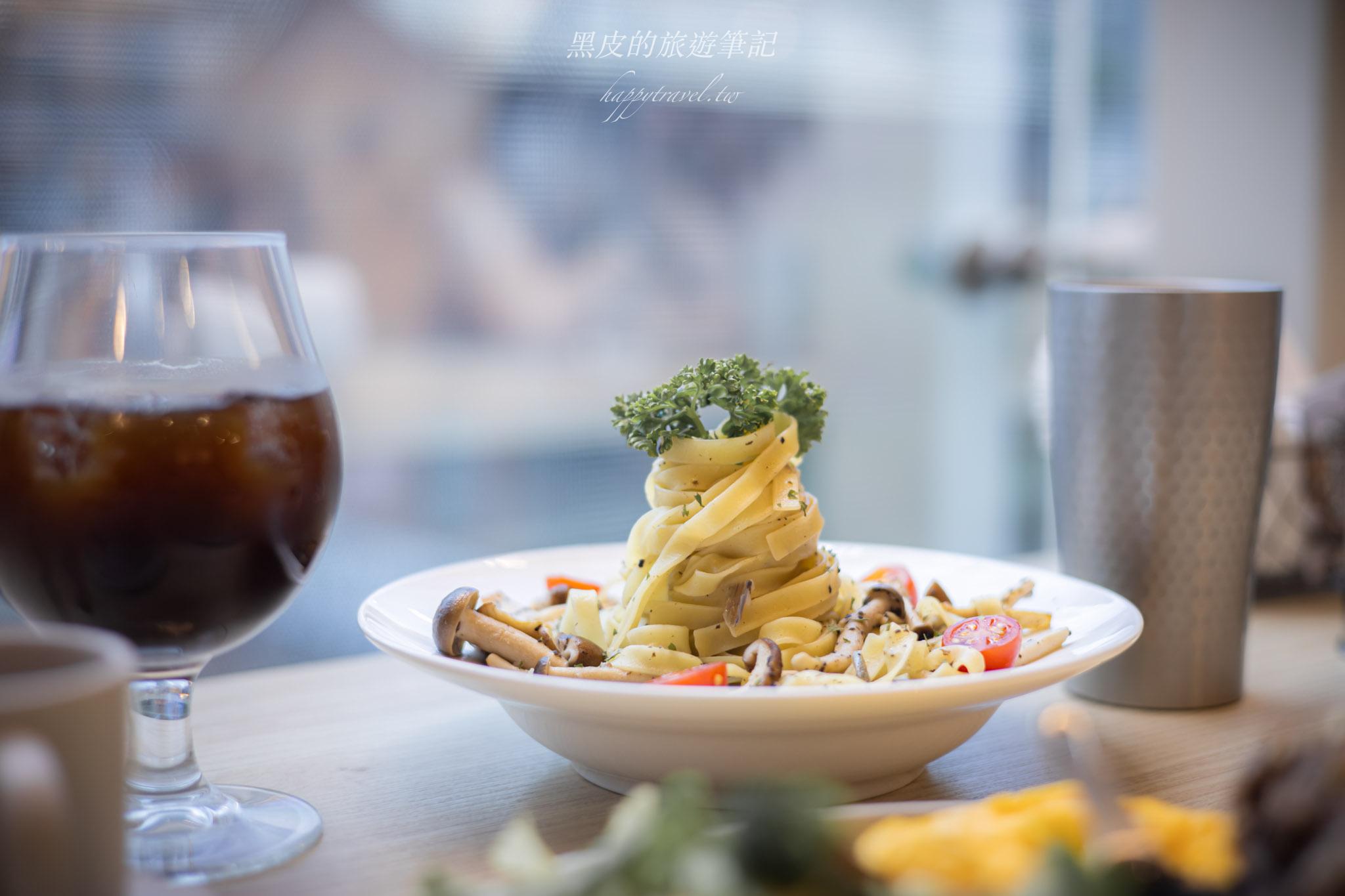 樂野食【台北西門町美食推薦】｜隱身西門町的舒心聚餐餐廳，美味早午餐、義大利麵與甜點通通有