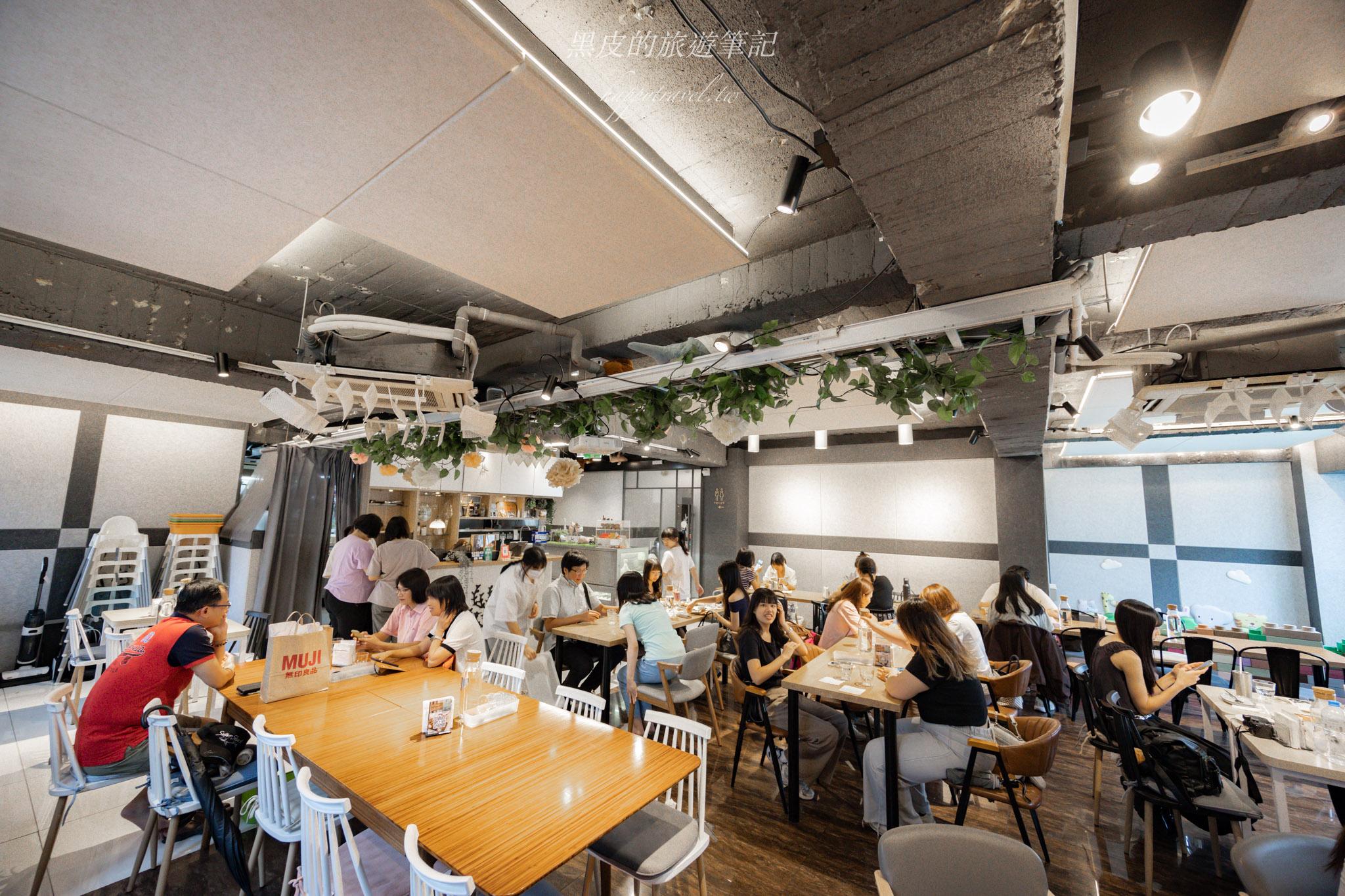 樂野食【台北西門町美食推薦】｜隱身西門町的舒心聚餐餐廳，美味早午餐、義大利麵與甜點通通有