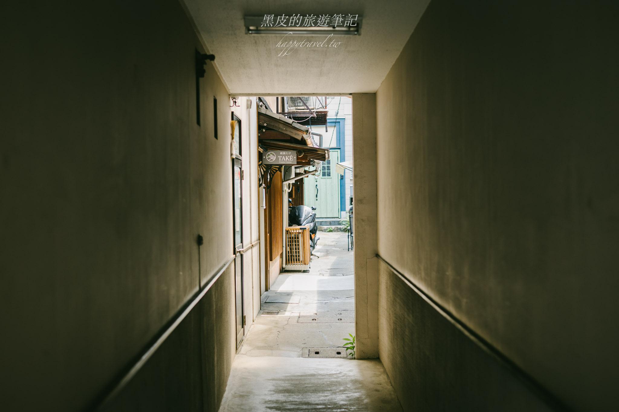 祇園 Louiz Coffee / Kyoto Gion Café|隱身巷弄裡的靜謐香氣,一杯手沖遇見祇園的午後 祇園 Louiz Coffee / Kyoto Gion Café|隱身巷弄裡的靜謐香氣,一杯手沖遇見祇園的午後