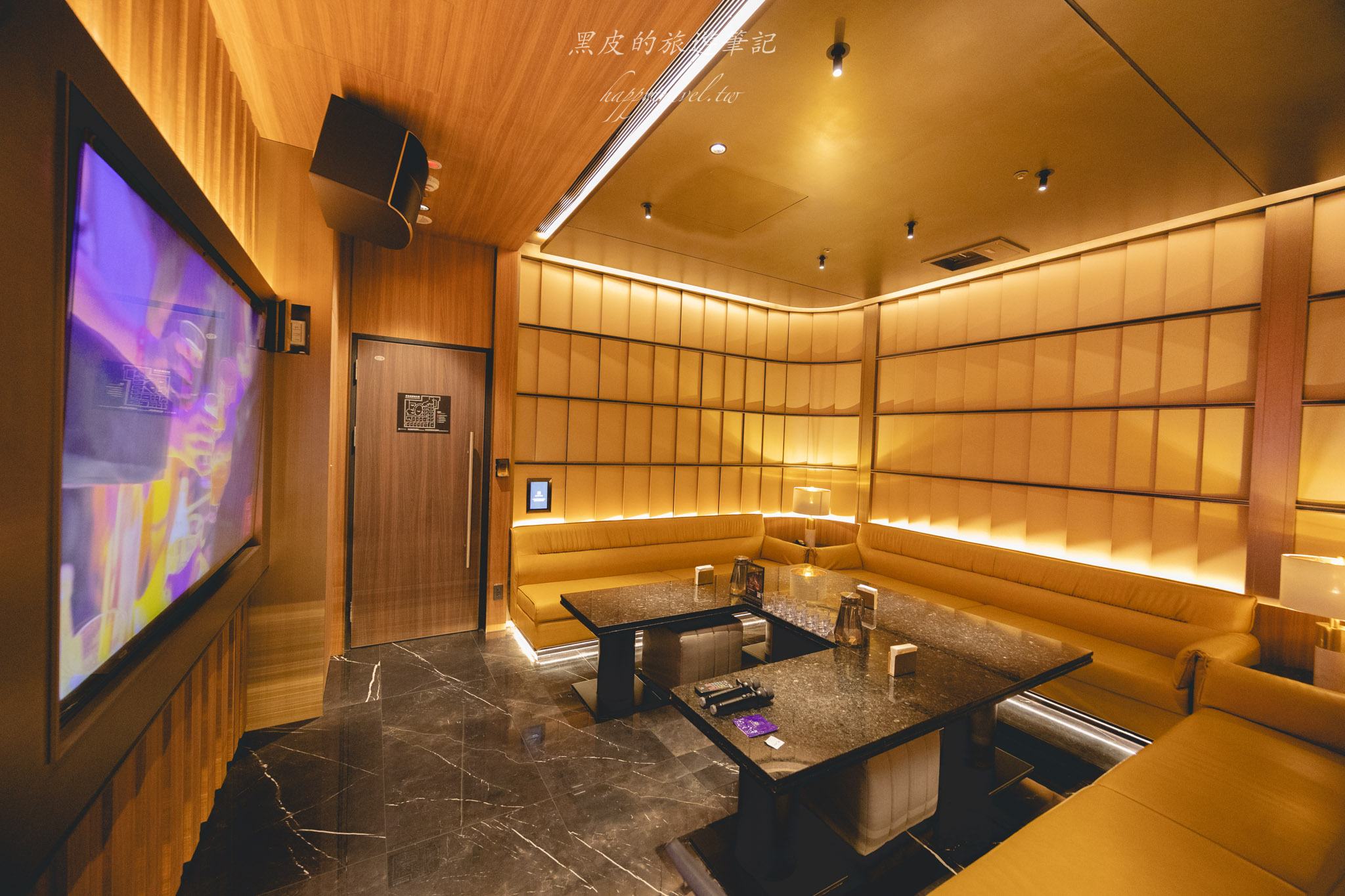 ONCOR七期｜全台最奢侈的歡唱聚所，節慶生日開Party的全新選擇。台中KTV｜台中聚會