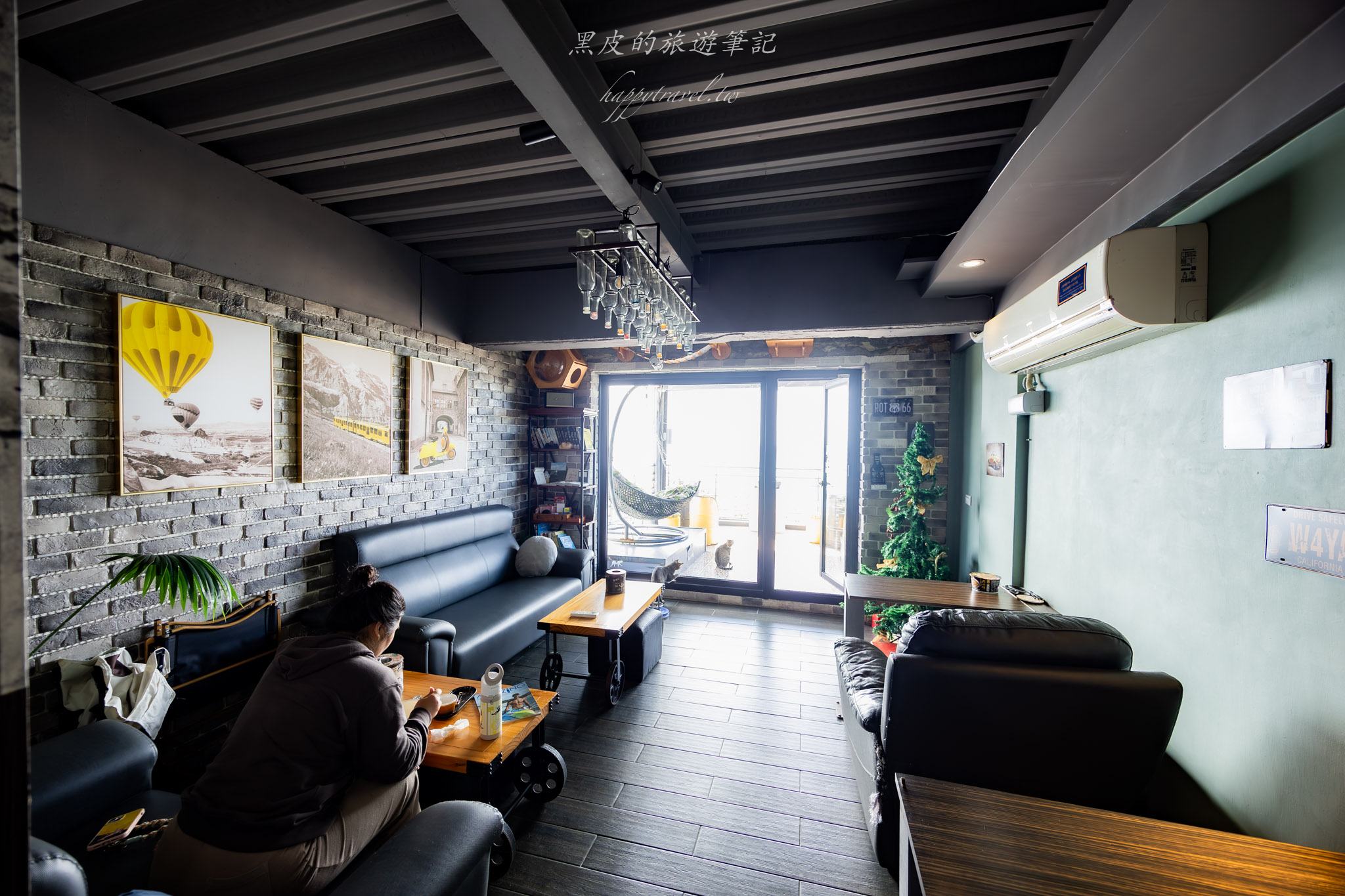 The First 墾丁南灣青旅