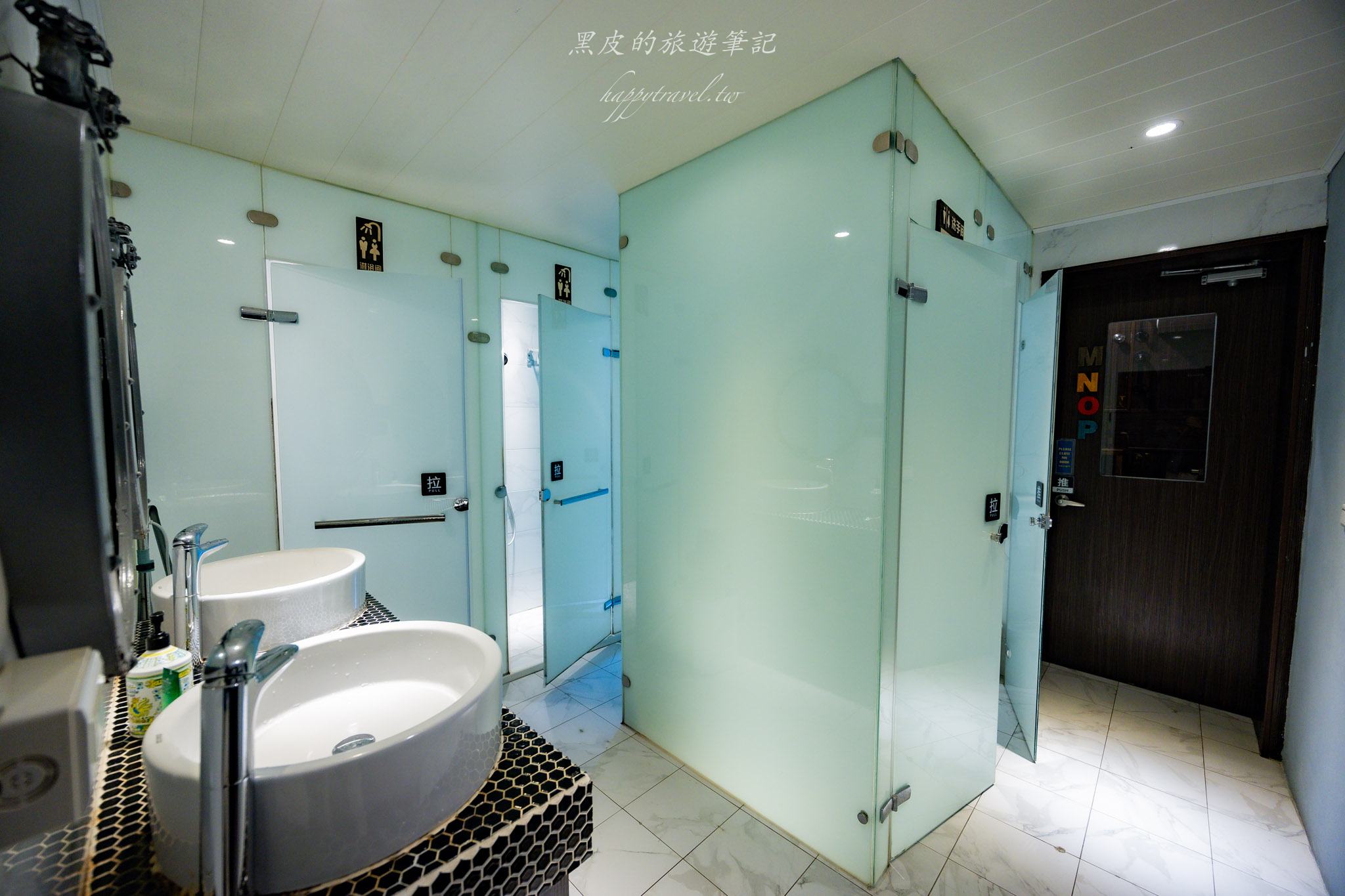 The First 墾丁南灣青旅