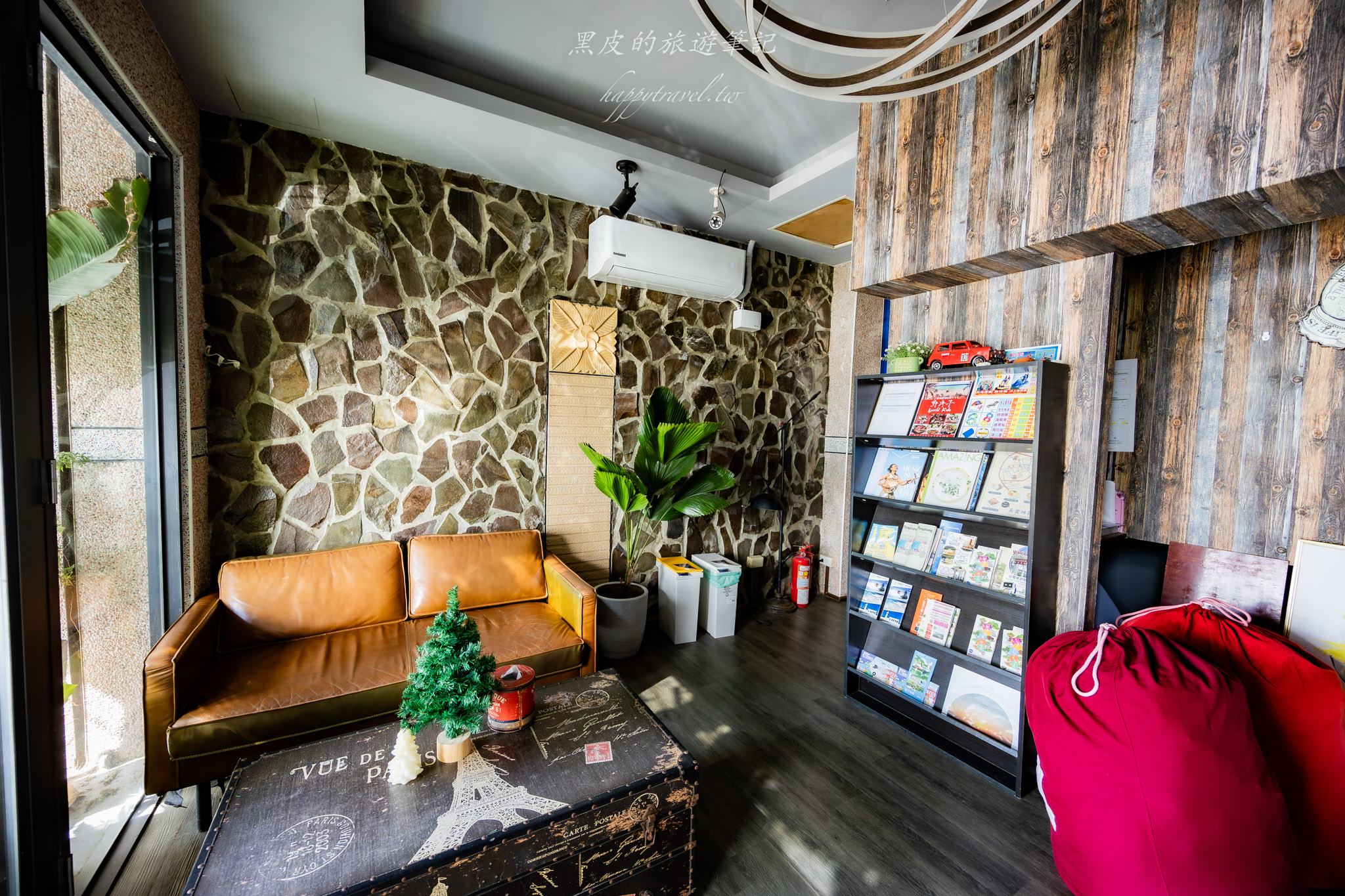 The First 墾丁南灣青旅