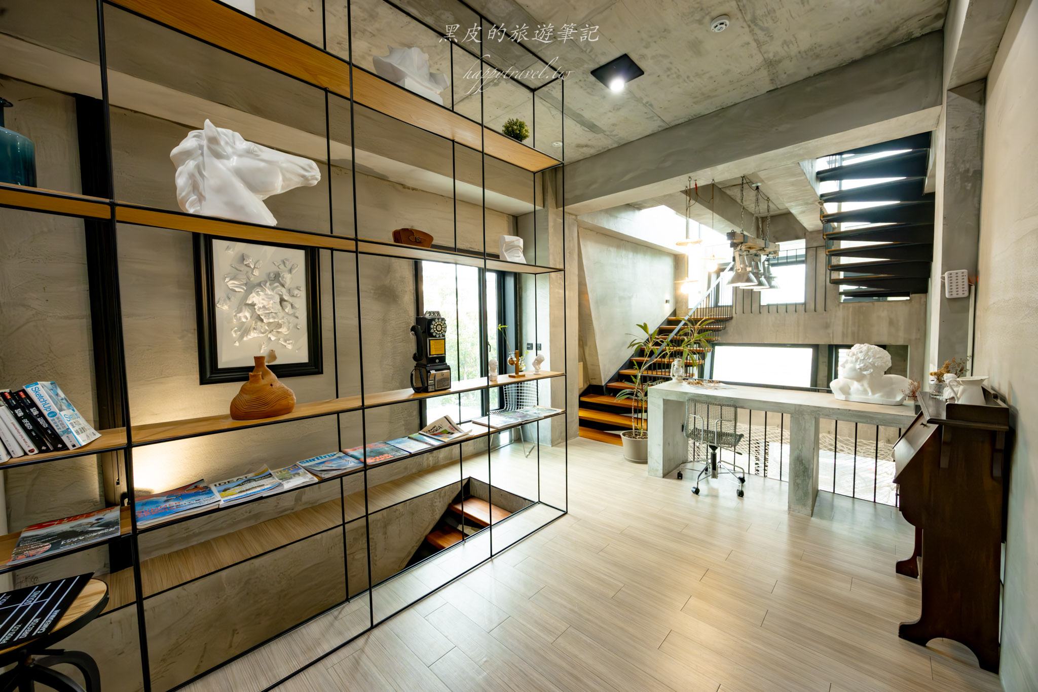 墾丁洛夫特Looft｜墾丁包棟民宿，四人即包棟，巷弄裡的美式度假住宿