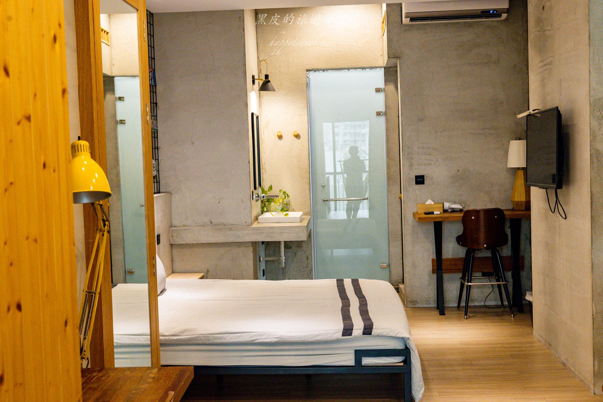 墾丁洛夫特Looft｜墾丁包棟民宿，四人即包棟，巷弄裡的美式度假住宿