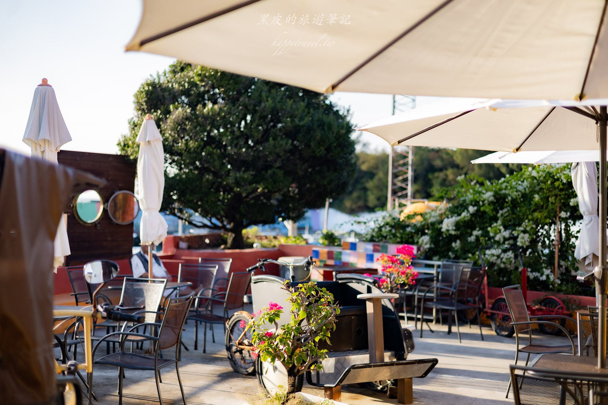 逗啥|只要$100就可以享用到這個美的無敵夕陽海景。恆春咖啡廳推薦。藏在漁村裡的海景小店 43 逗啥