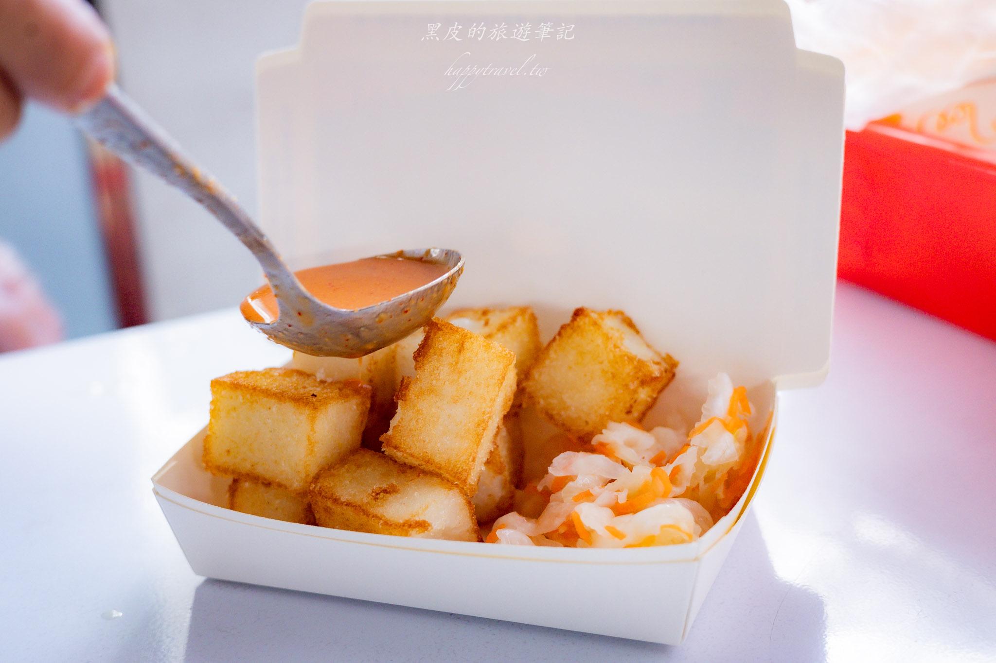 武淵阿月婆婆蔥油餅香腸｜宜蘭冬山老饕最愛的隱藏版美食，花生捲大腸包小腸。冬山美食