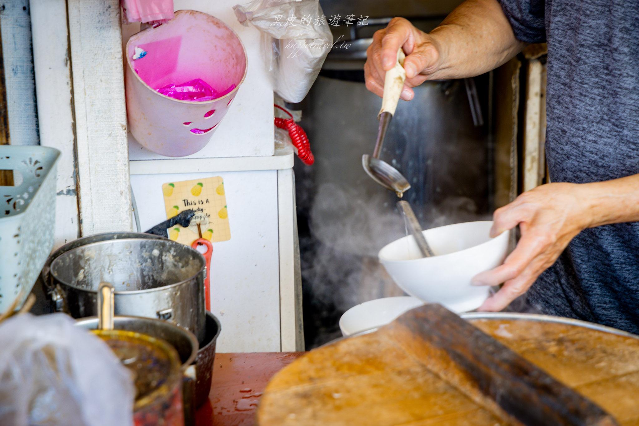 阿忠燒餅|嘉義一定要品嚐的燒餅油條。只要55塊,就是超大一份還加蛋。嘉義美食 41 阿忠燒餅