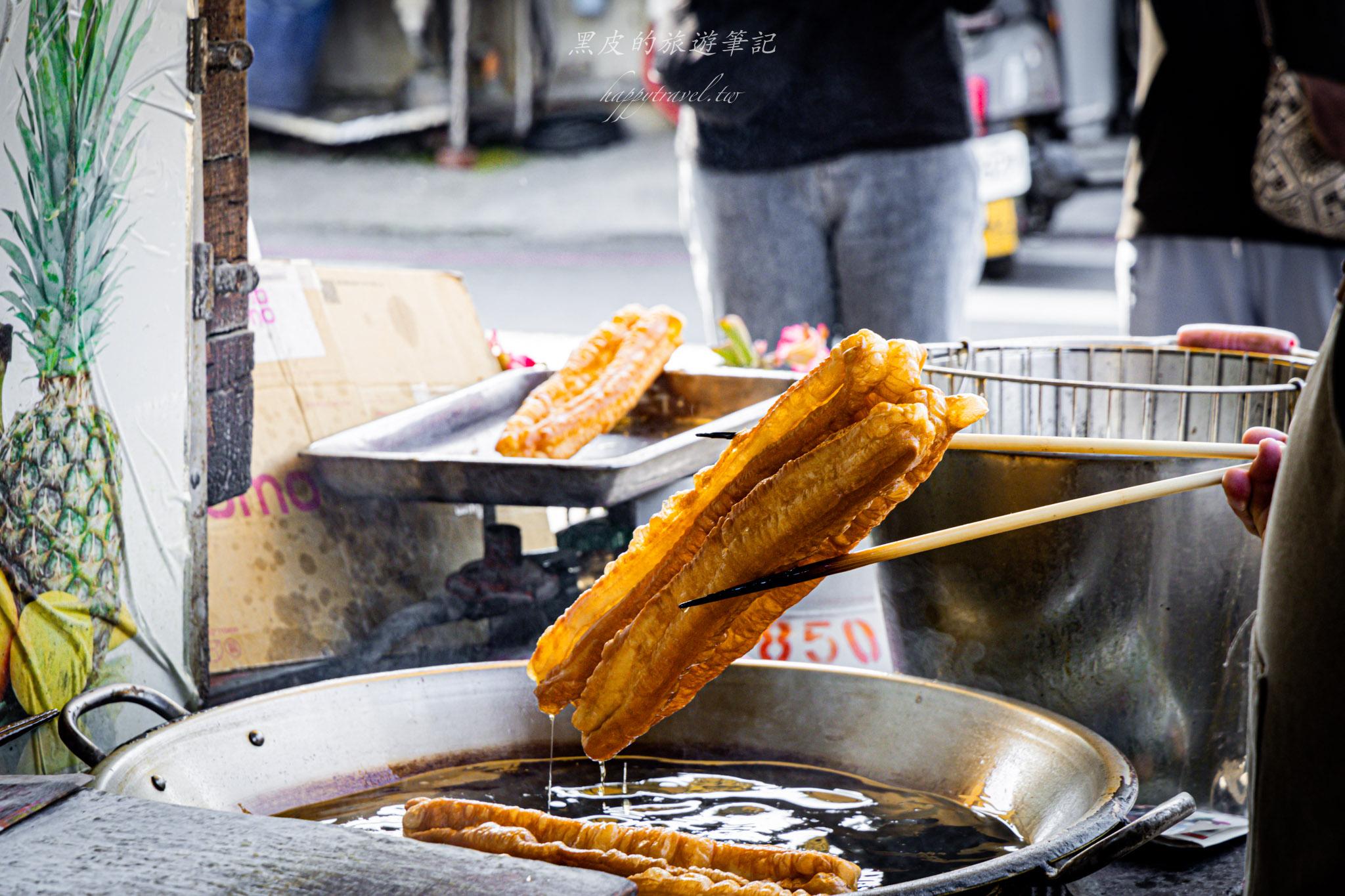 阿忠燒餅|嘉義一定要品嚐的燒餅油條。只要55塊,就是超大一份還加蛋。嘉義美食 35 阿忠燒餅