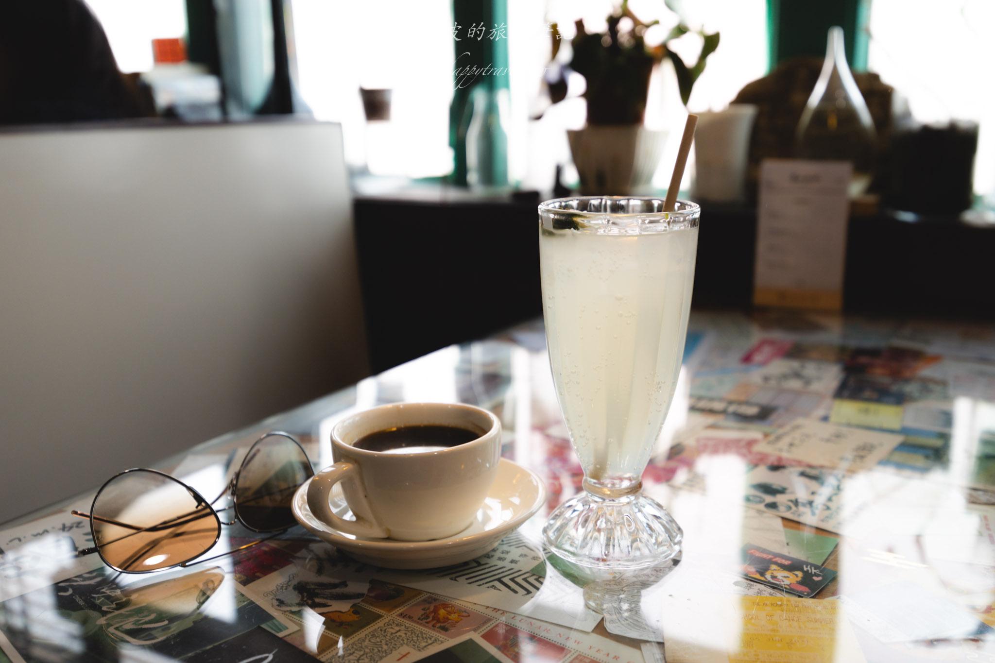 華山咖啡｜香港荔枝角咖啡廳｜低調到幾乎找不到的懷舊風香港咖啡廳
