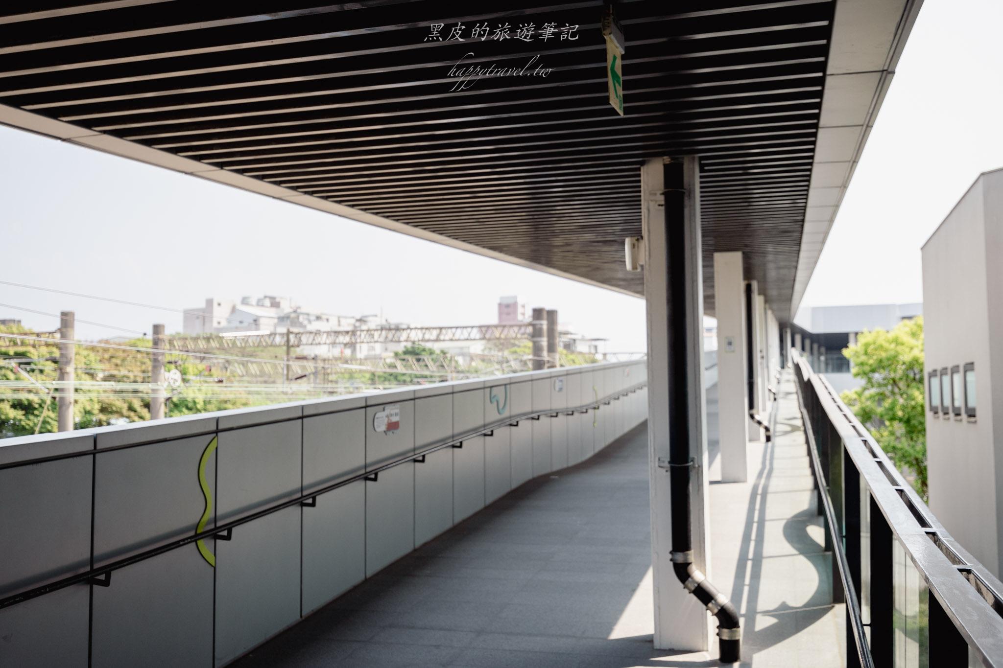 苗栗火車頭園區|全新鐵道迷景點,還有免費的貓咪療癒互動空間|苗栗親子景點 52 苗栗景點