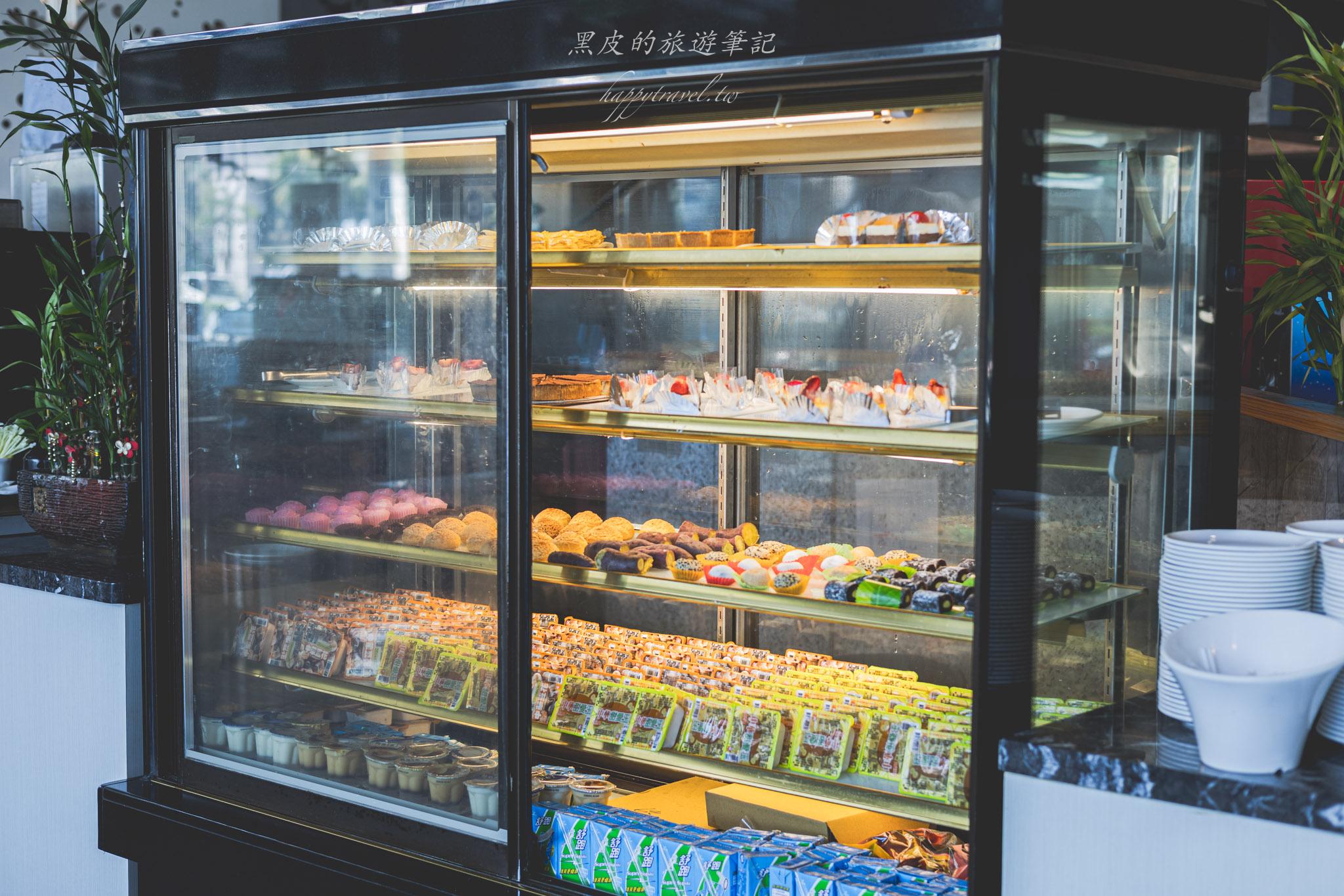 羽葉麻辣火鍋(三重店)|三重最大間火鍋吃到飽,每月都有優惠活動,生啤酒、哈根達斯不分平假日吃到飽。三重美食 102 三重美食