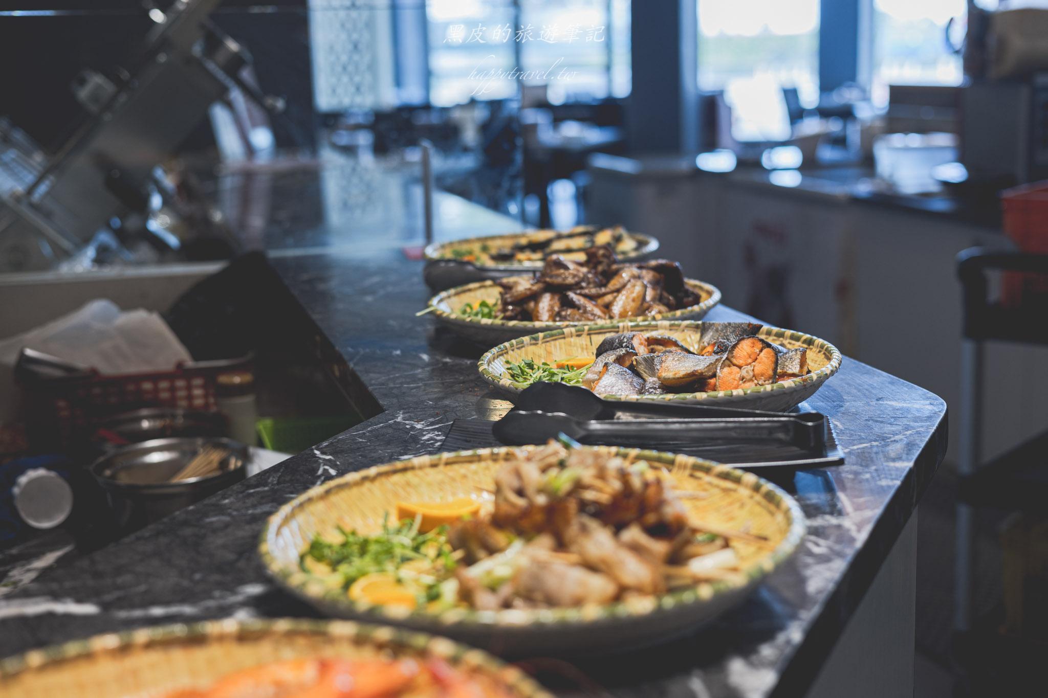 羽葉麻辣火鍋(三重店)|三重最大間火鍋吃到飽,每月都有優惠活動,生啤酒、哈根達斯不分平假日吃到飽。三重美食 88 三重火鍋店