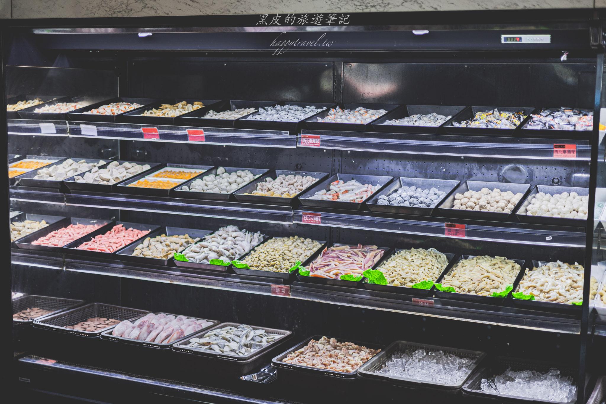 羽葉麻辣火鍋(三重店)|三重最大間火鍋吃到飽,每月都有優惠活動,生啤酒、哈根達斯不分平假日吃到飽。三重美食 69 羽葉麻辣火鍋