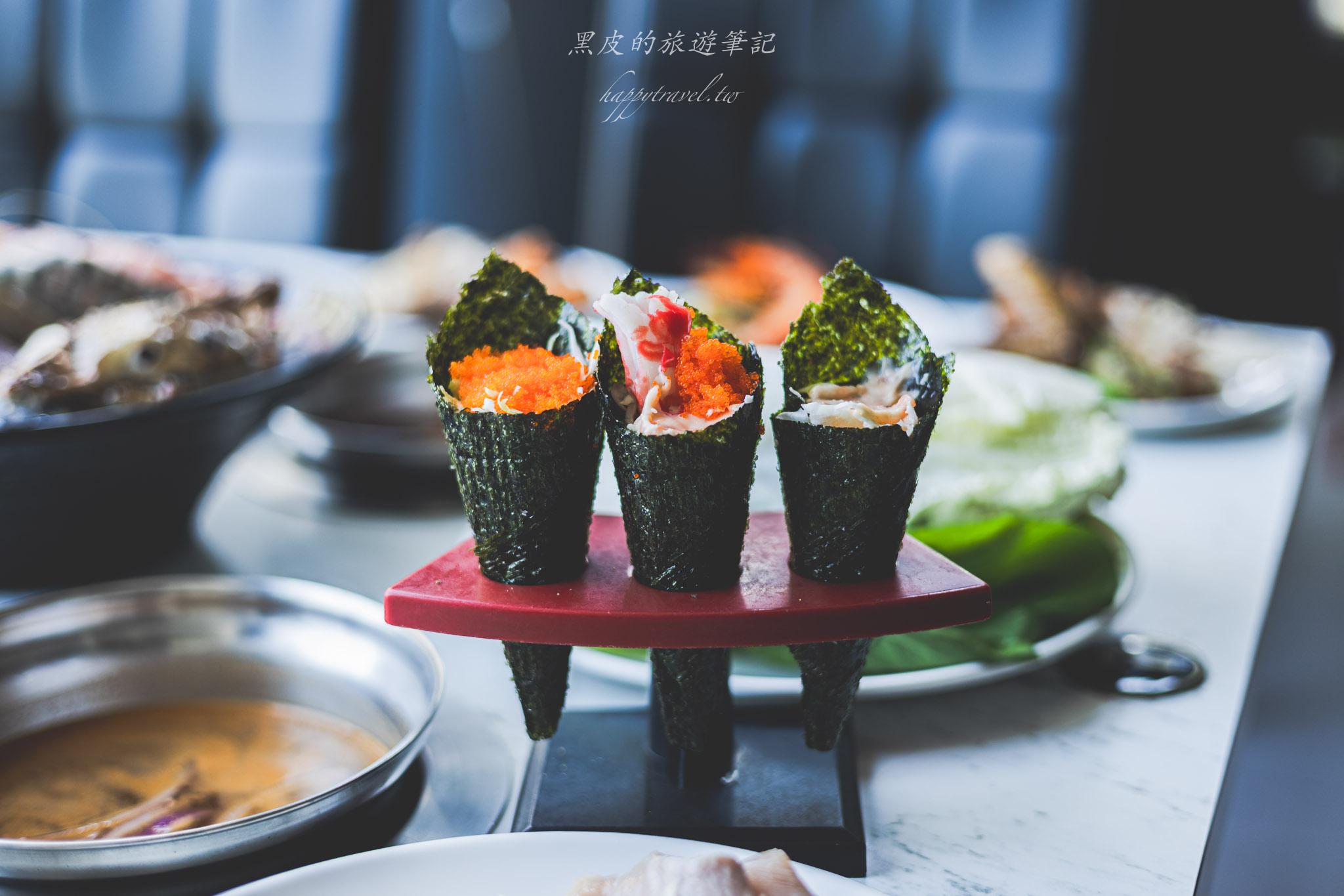 羽葉麻辣火鍋(三重店)|三重最大間火鍋吃到飽,每月都有優惠活動,生啤酒、哈根達斯不分平假日吃到飽。三重美食 97 三重火鍋店