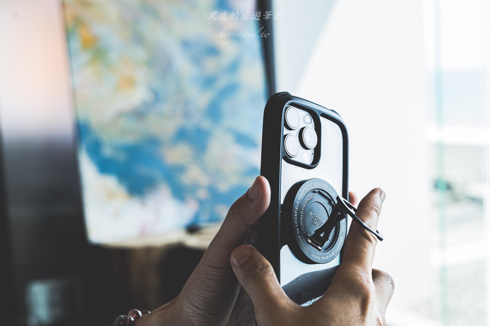 ROOT CO. MagSafe 360°旋轉磁吸摺疊支架 × iPhone 15 Pro Max 防摔殼