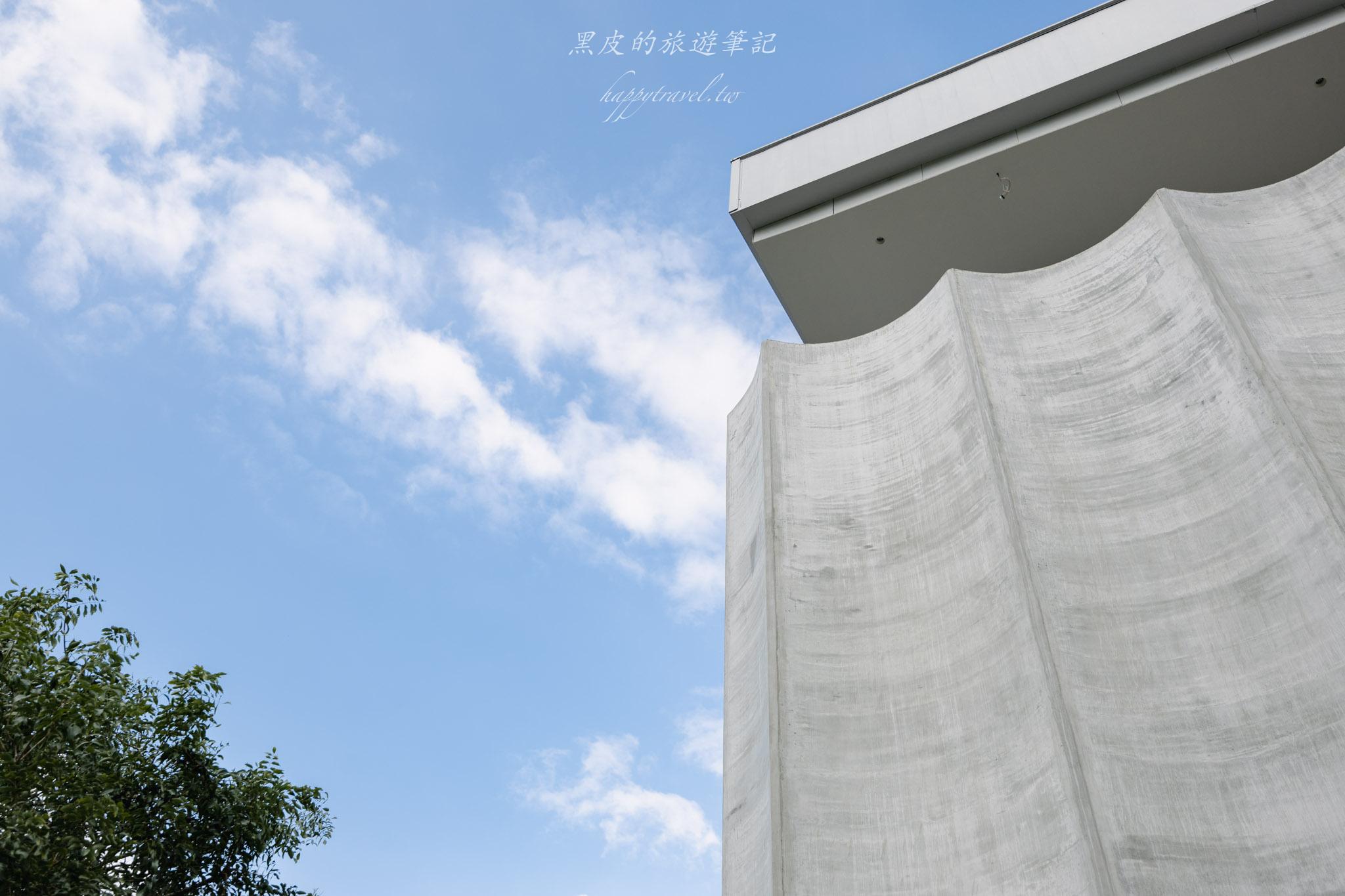 亞當書店 ADAM BOOKSTORE|藏身山林的絕美書店咖啡廳,清水模建築與藝術空間,日月潭景點 / 日月潭咖啡廳。 61 亞當書店
