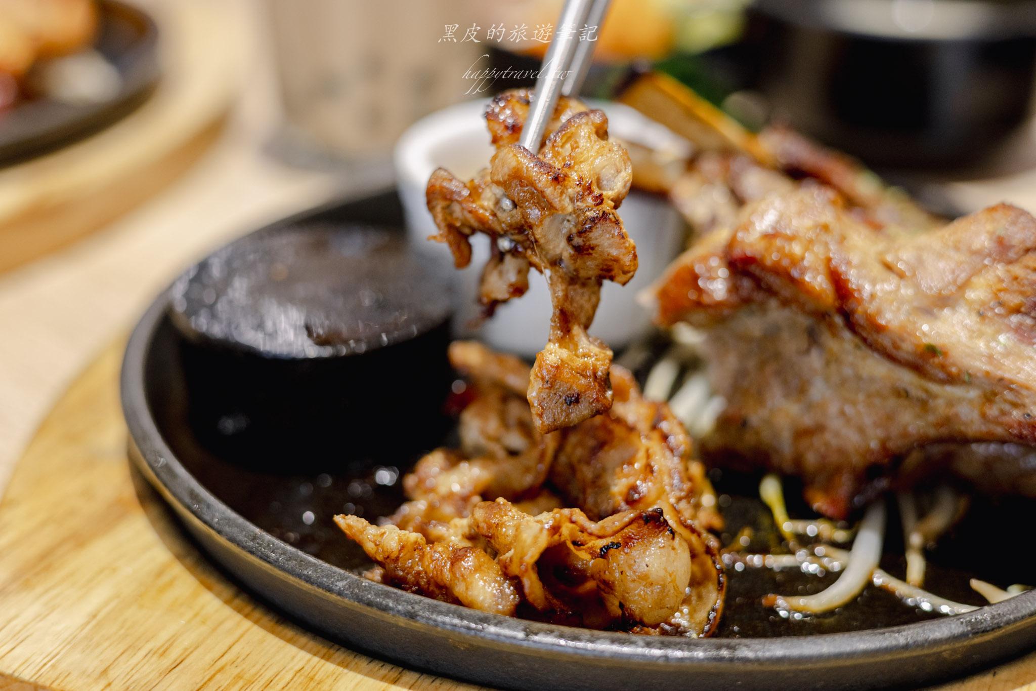 牛室炙燒牛排 BEEF HOUSE 中科玉門店|排餐搭配超狂自助吧吃到飽,披薩、炸物、甜點一次滿足!台中牛排館 117 牛室炙燒牛排 BEEF HOUSE
