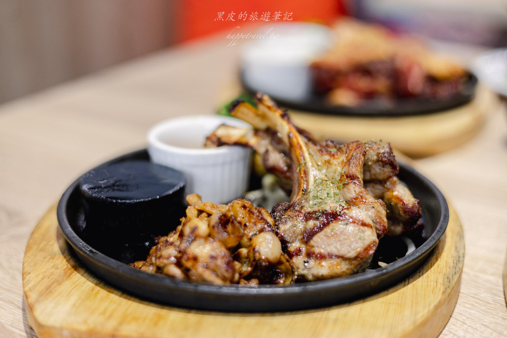 牛室炙燒牛排 BEEF HOUSE 中科玉門店|排餐搭配超狂自助吧吃到飽,披薩、炸物、甜點一次滿足!台中牛排館 107 牛室炙燒牛排 BEEF HOUSE