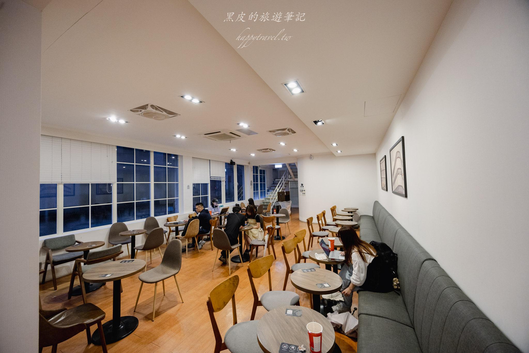 Louisa Coffee 路易莎咖啡 建成圓環門市|全台最美老宅路易莎!台北不限時咖啡廳 23 Louisa Coffee 路易莎咖啡 建成圓環門市