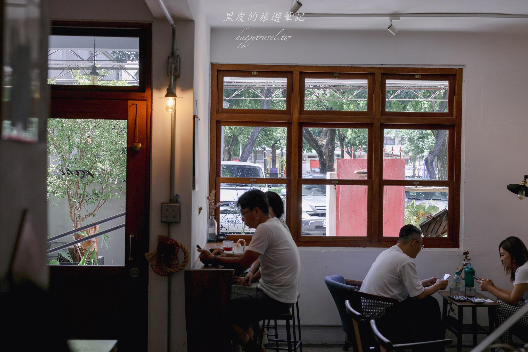 Fooki Coffee Roasters|隱身台中黎明新村的老宅咖啡館。台中南屯區咖啡廳推薦 30 Fooki Coffee Roasters