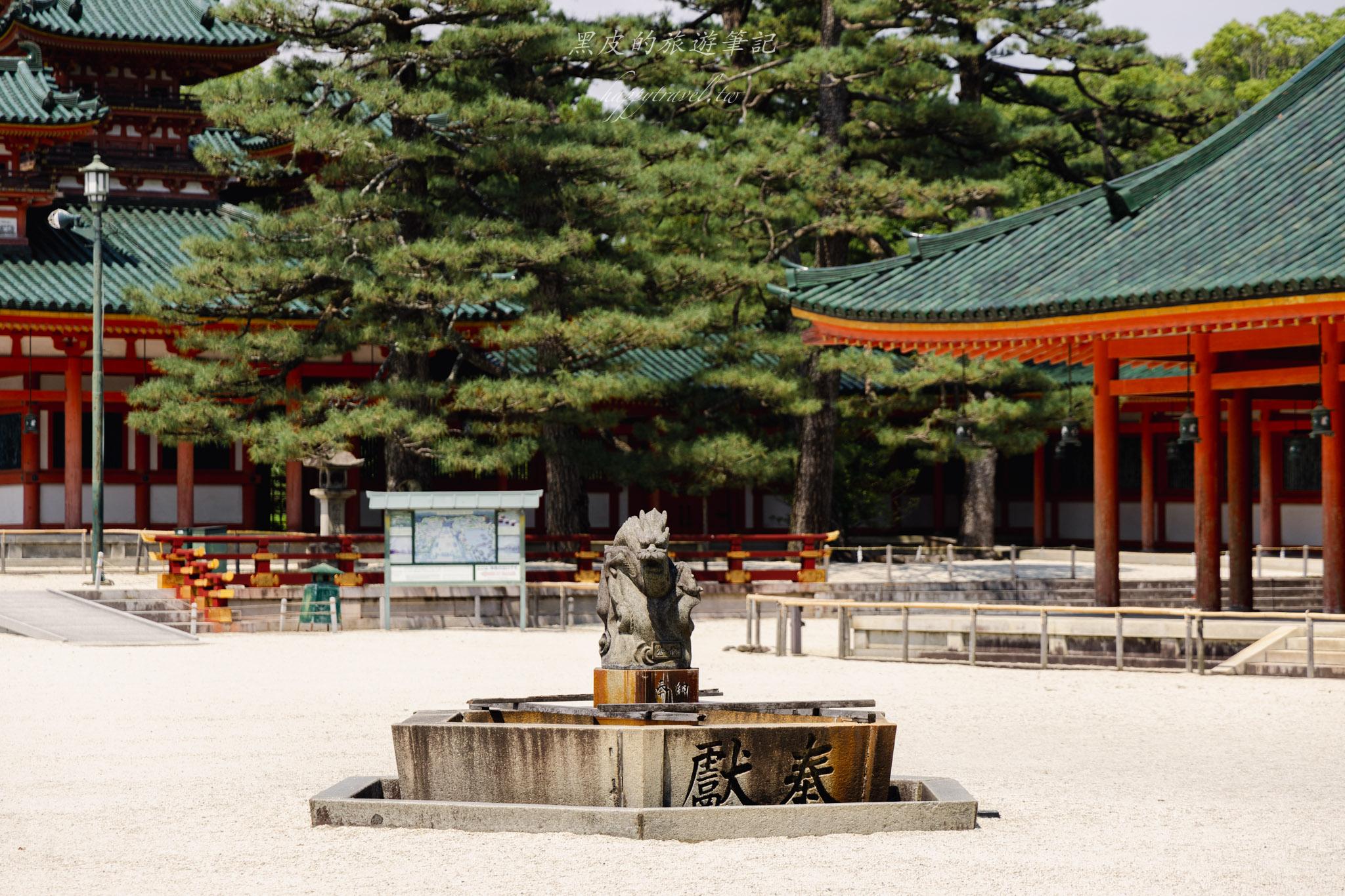 京都平安神宮|京都最美朱紅神社!巨大鳥居、日式庭園神苑,避開人潮的京都秘境。京都景點推薦 48 京都平安神宮