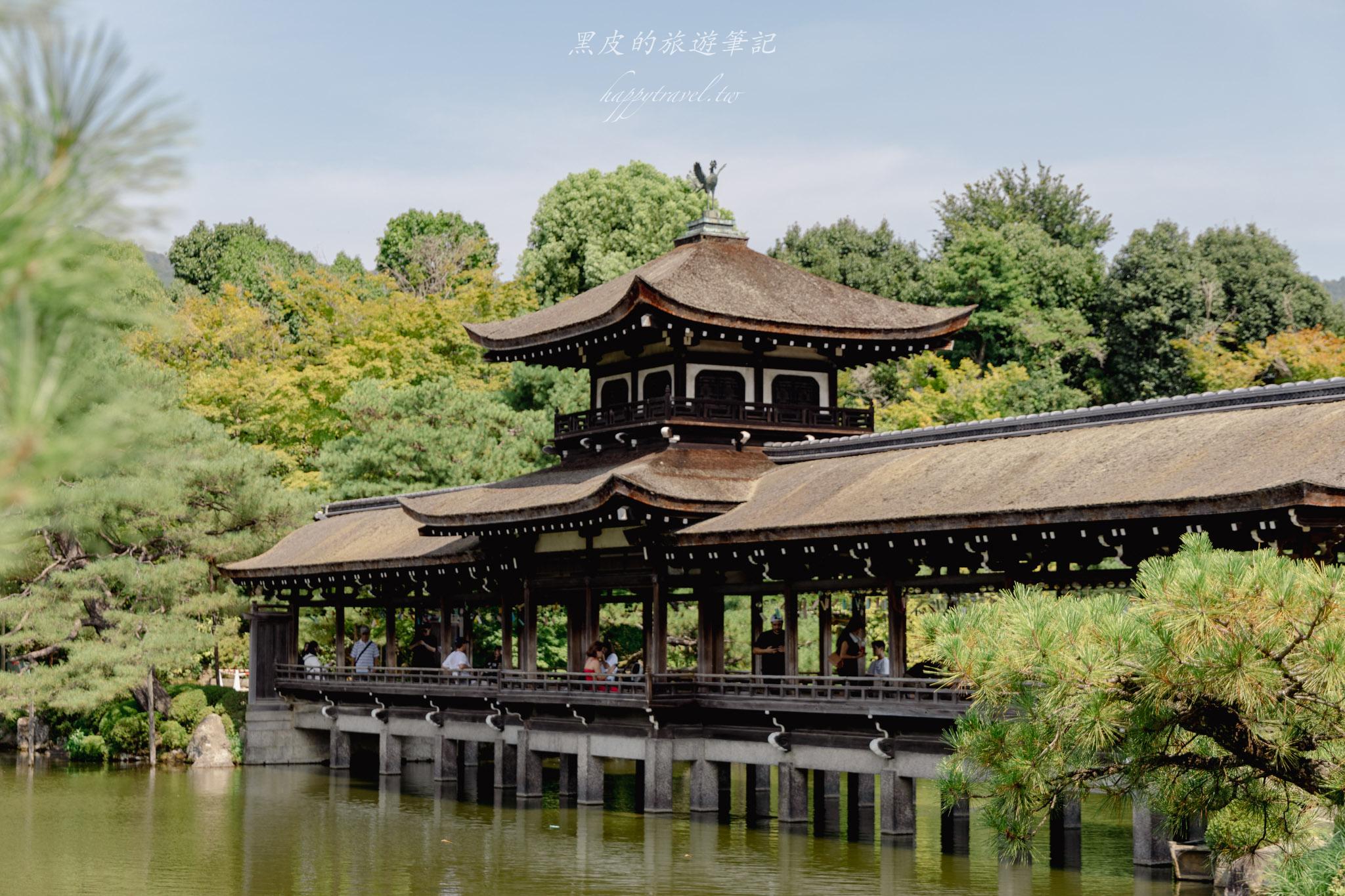 京都平安神宮|京都最美朱紅神社!巨大鳥居、日式庭園神苑,避開人潮的京都秘境。京都景點推薦 京都平安神宮|京都最美朱紅神社!巨大鳥居、日式庭園神苑,避開人潮的京都秘境。京都景點推薦