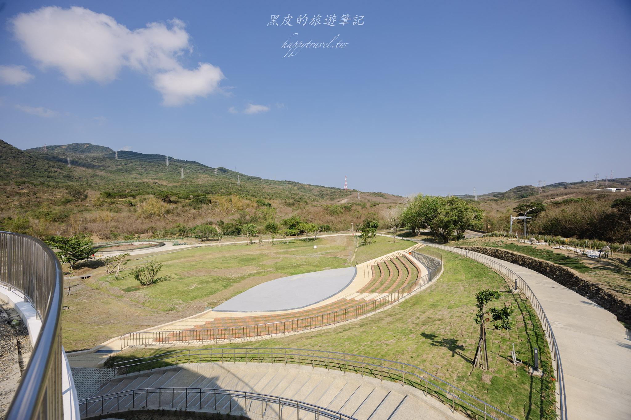 恆春出火地質公園|全新升級「水火共生」地景公園!白天拍美景、晚上看藍火超震撼。恆春景點 44 恆春出火地質公園